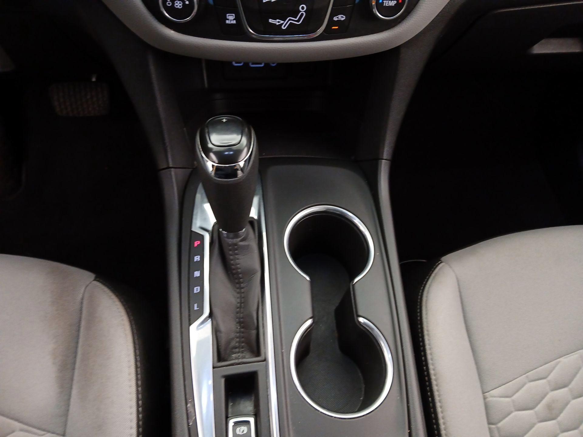 Thumbnail: 2020 Chevrolet Equinox - 17