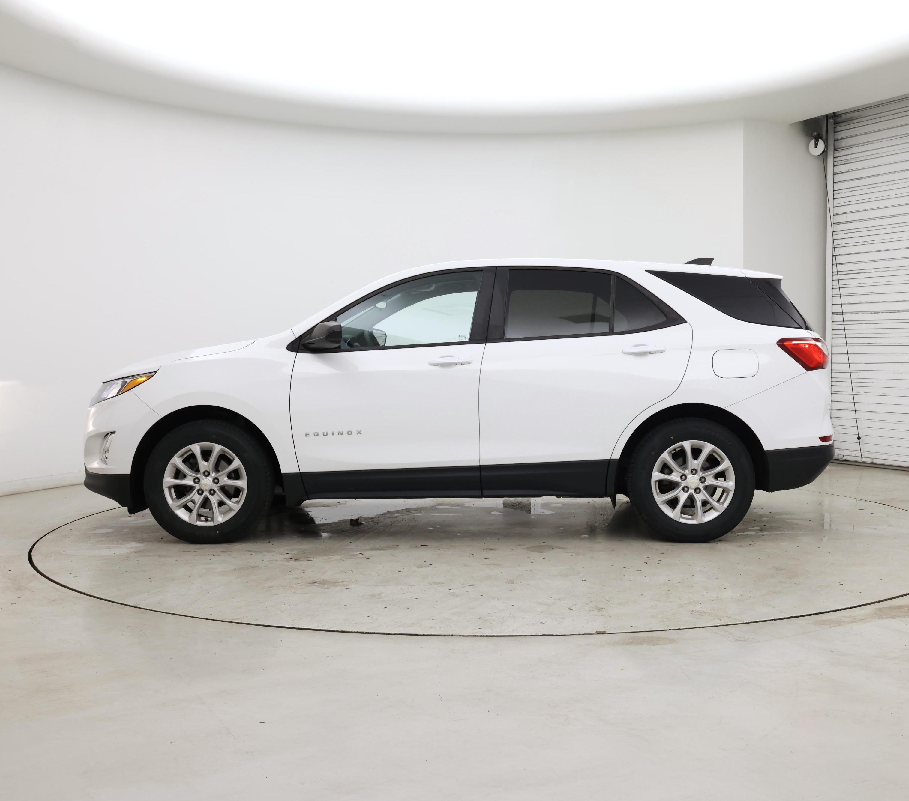 Thumbnail: 2020 Chevrolet Equinox - 3