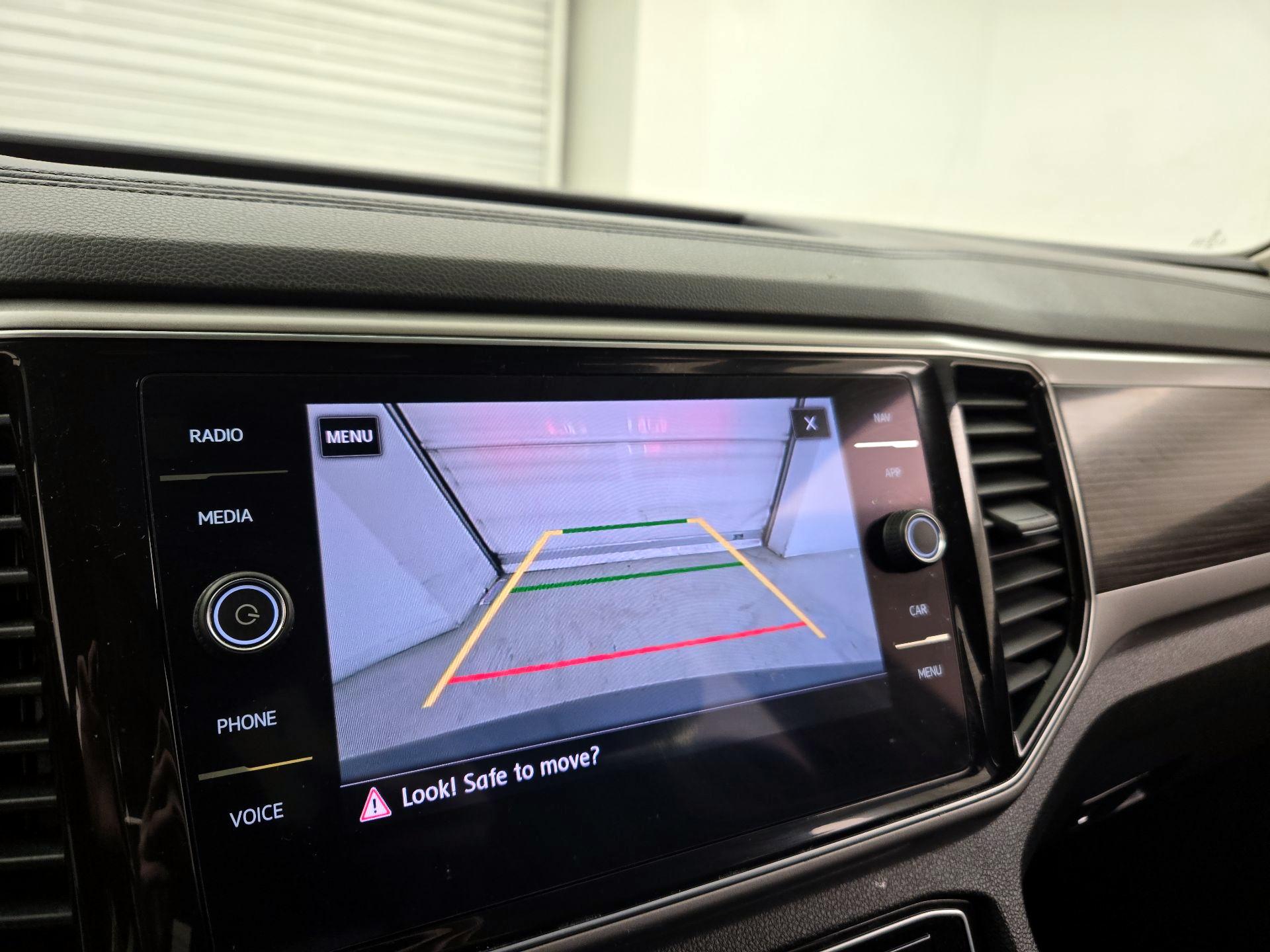 Thumbnail: 2019 Volkswagen Atlas - 14