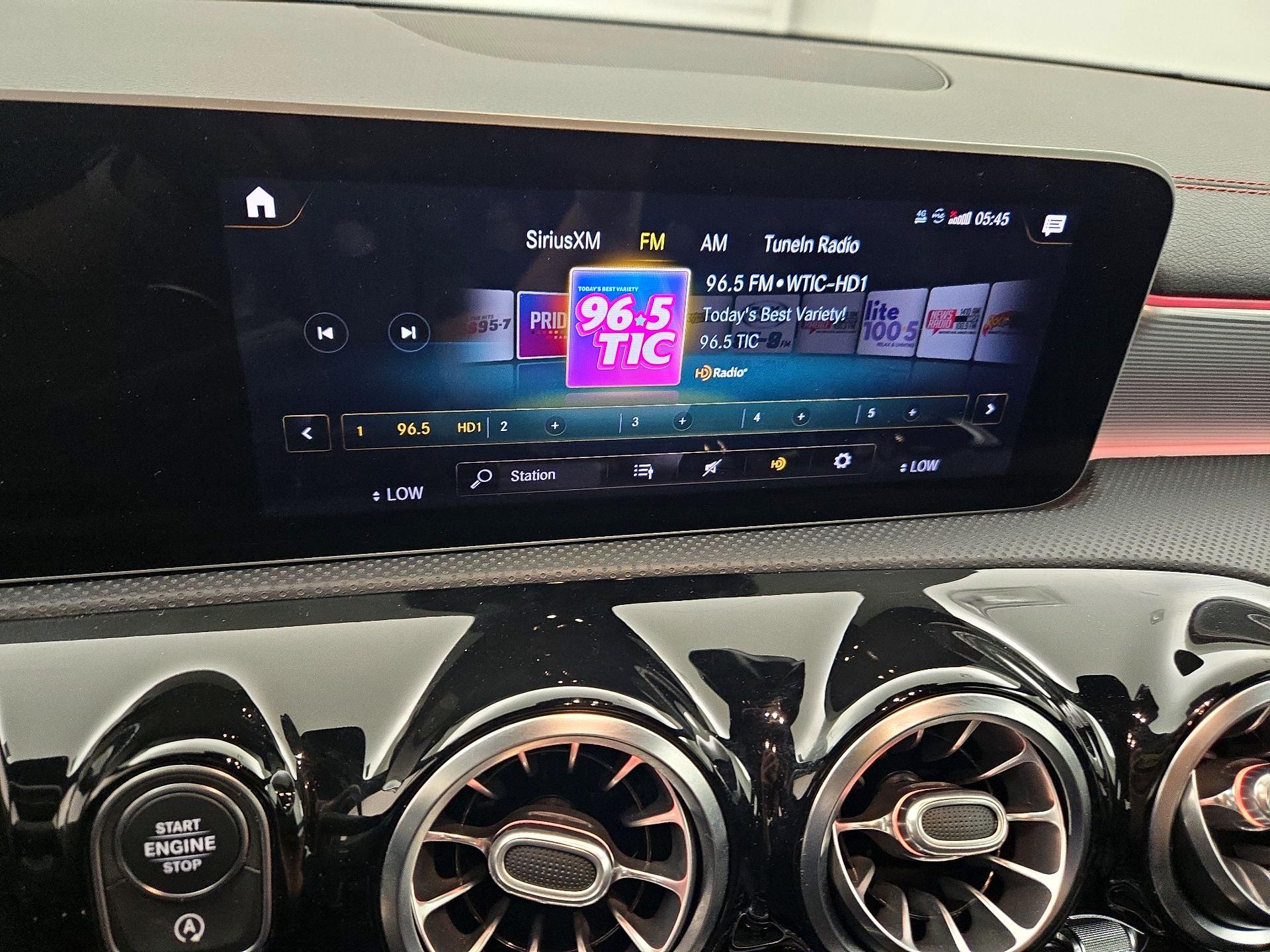 Thumbnail: 2020 Mercedes-Benz CLA - 15