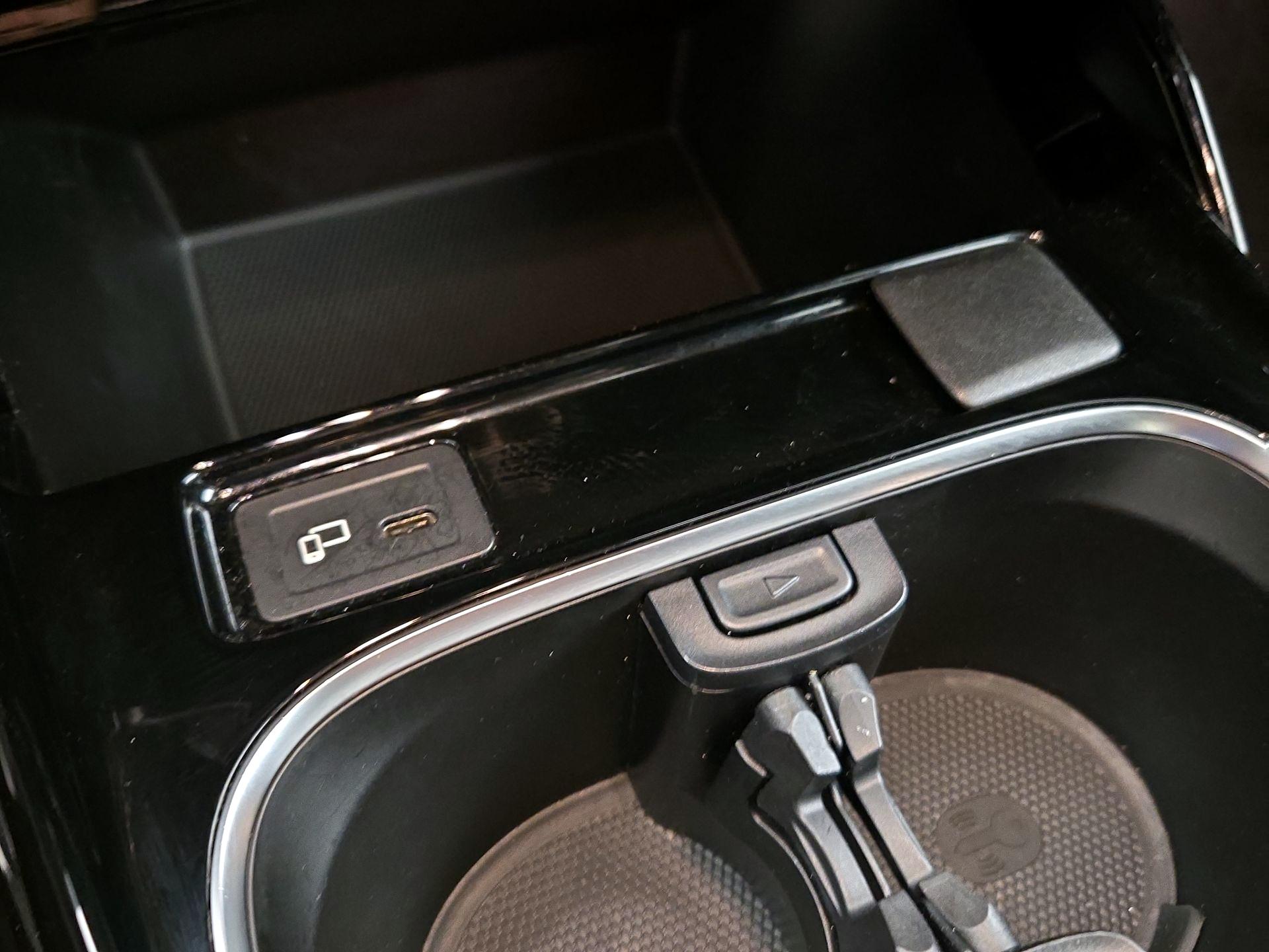 Thumbnail: 2020 Mercedes-Benz CLA - 18