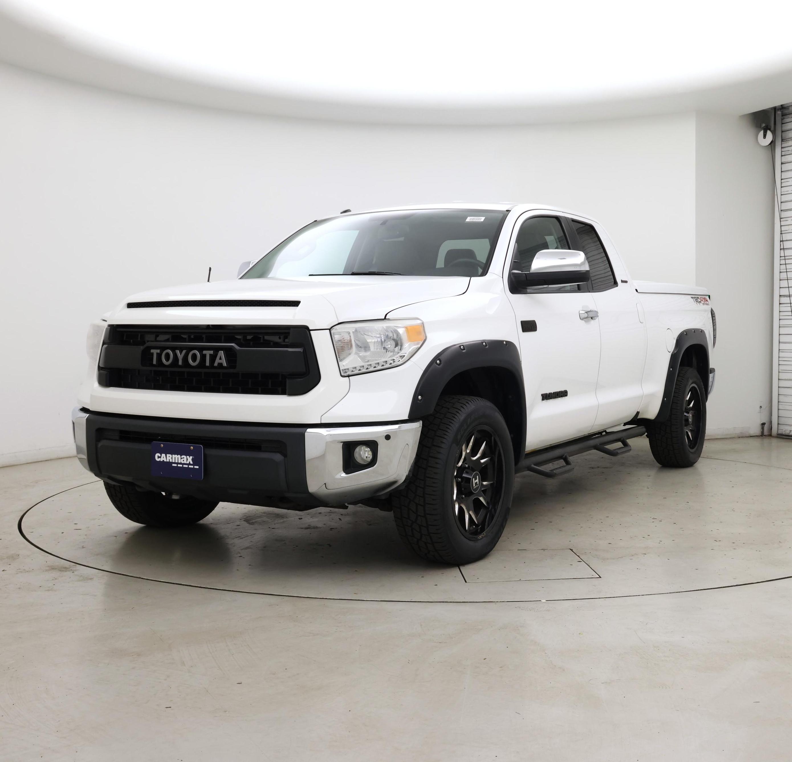 Thumbnail: 2015 Toyota Tundra - 4