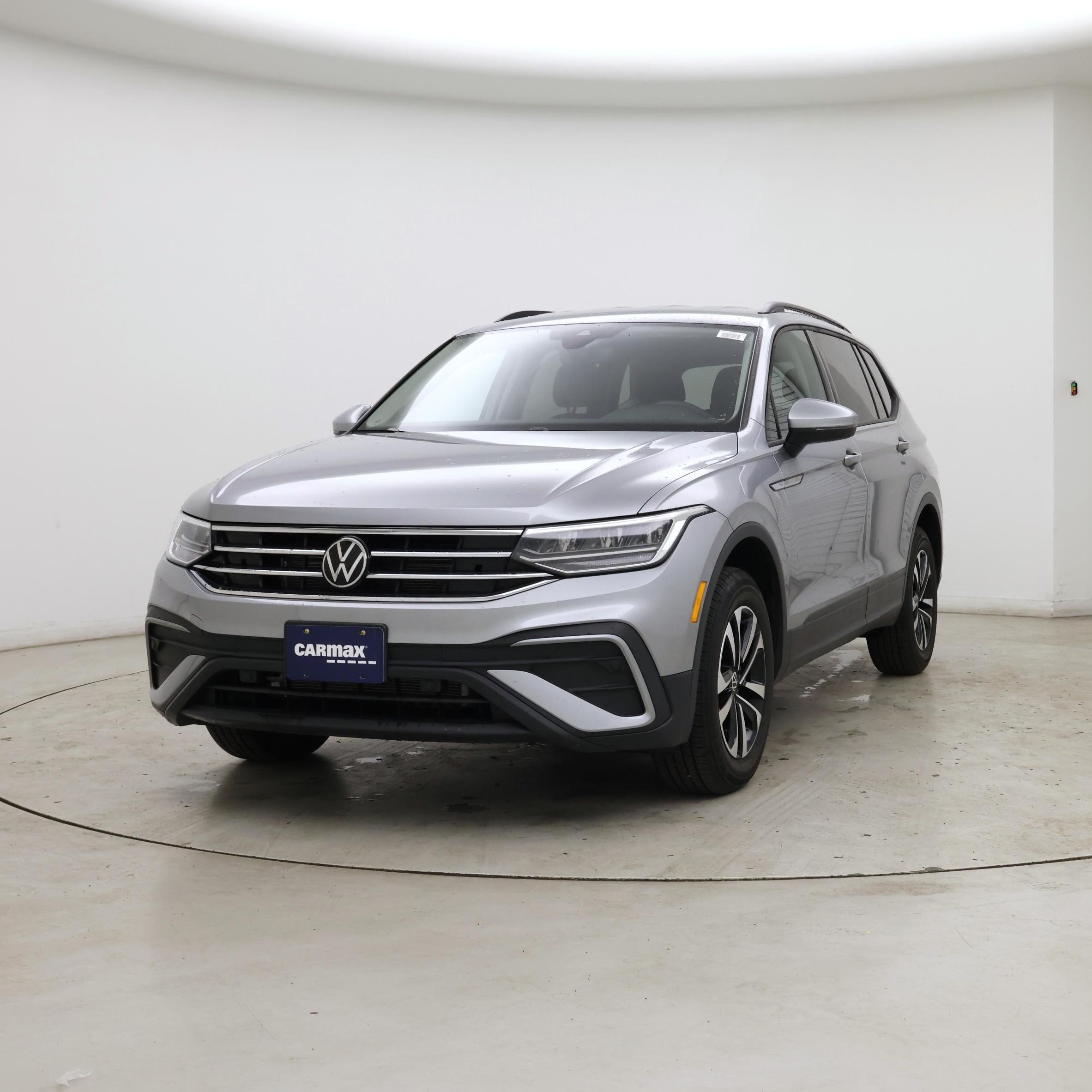 Thumbnail: 2024 Volkswagen Tiguan - 4