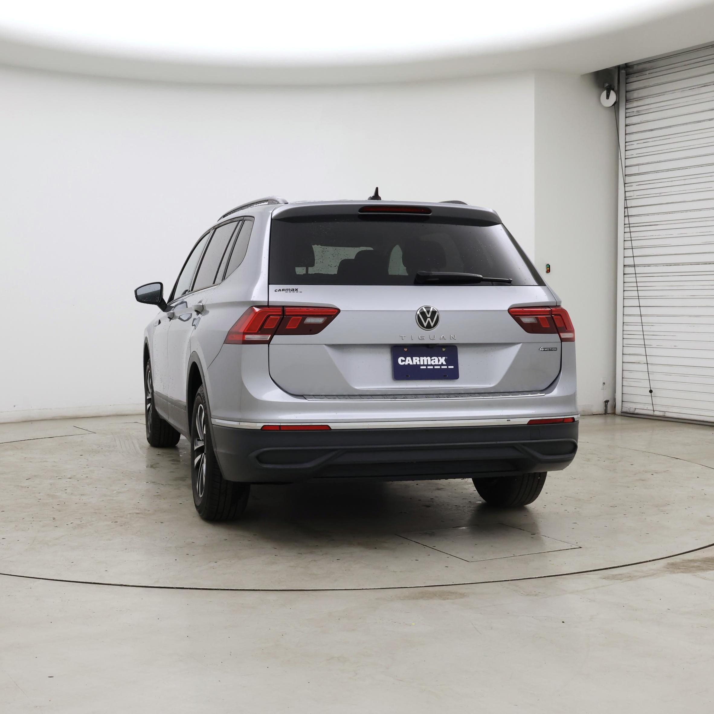 Thumbnail: 2024 Volkswagen Tiguan - 6