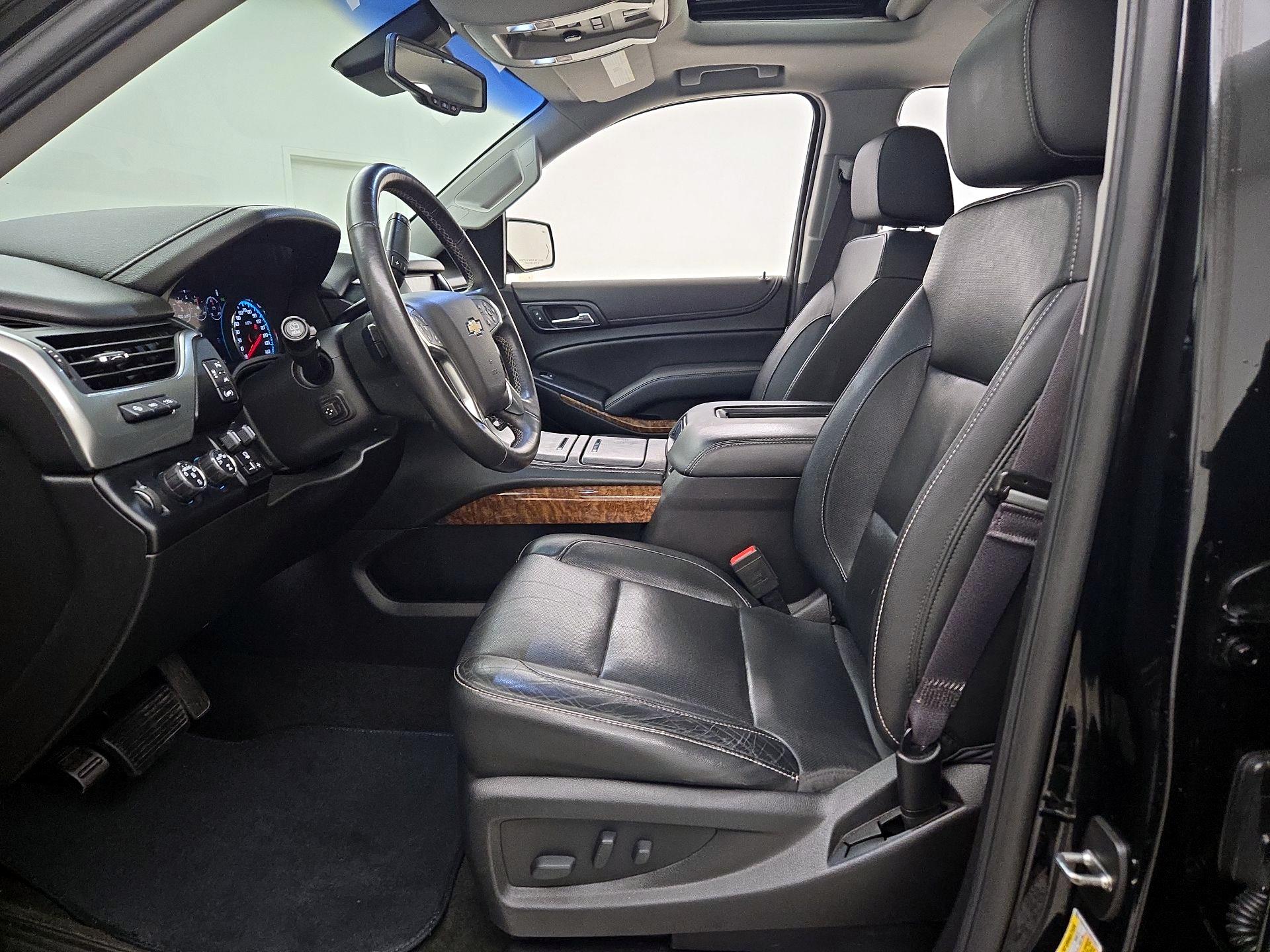 Thumbnail: 2017 Chevrolet Tahoe - 11