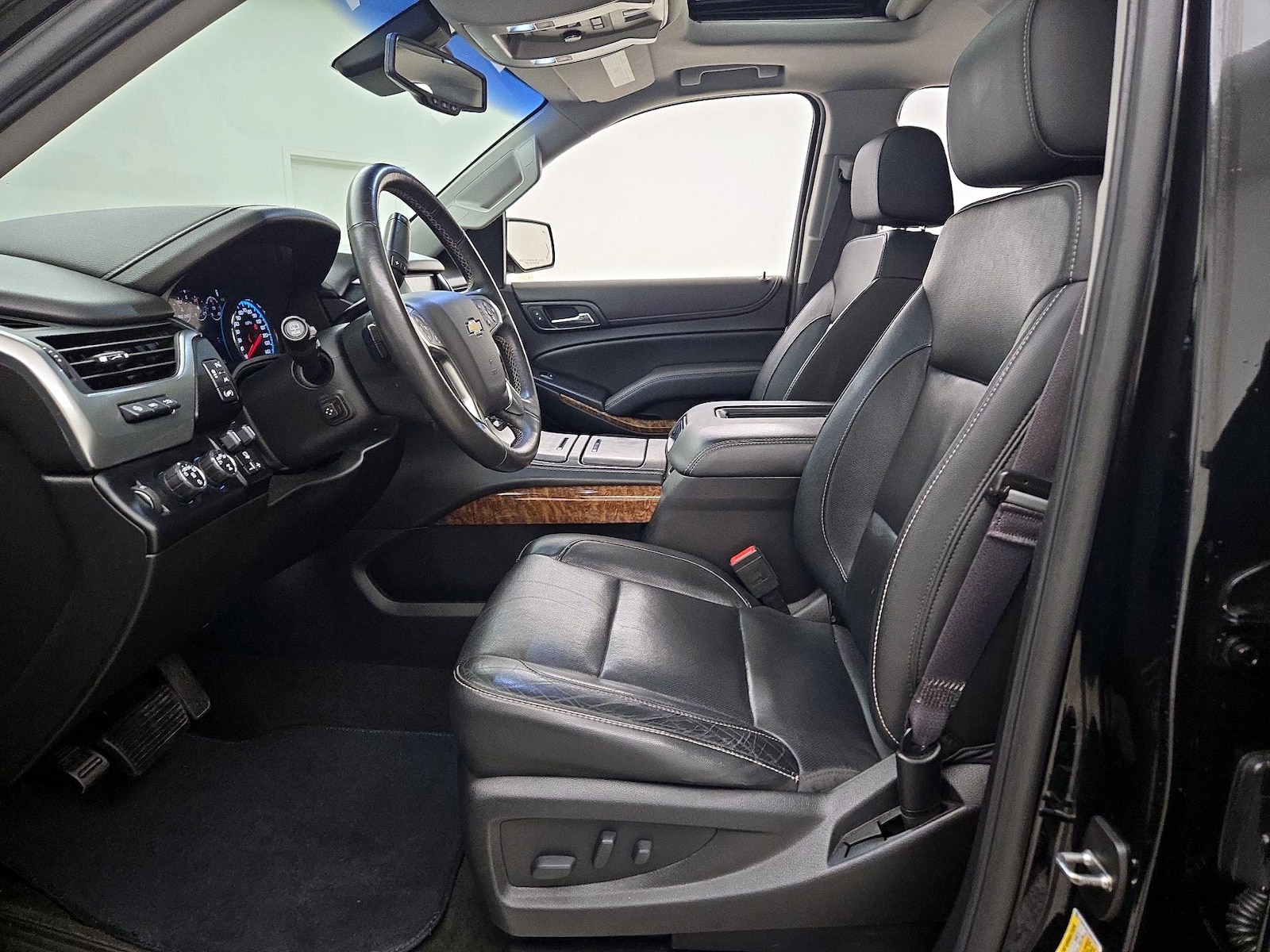 2017 Chevrolet Tahoe Premier - Photo 12