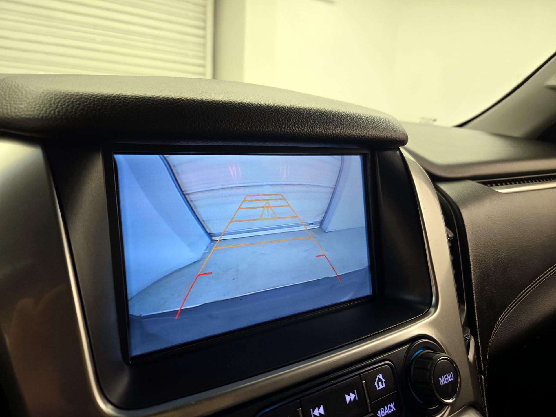 Thumbnail: 2017 Chevrolet Tahoe - 14