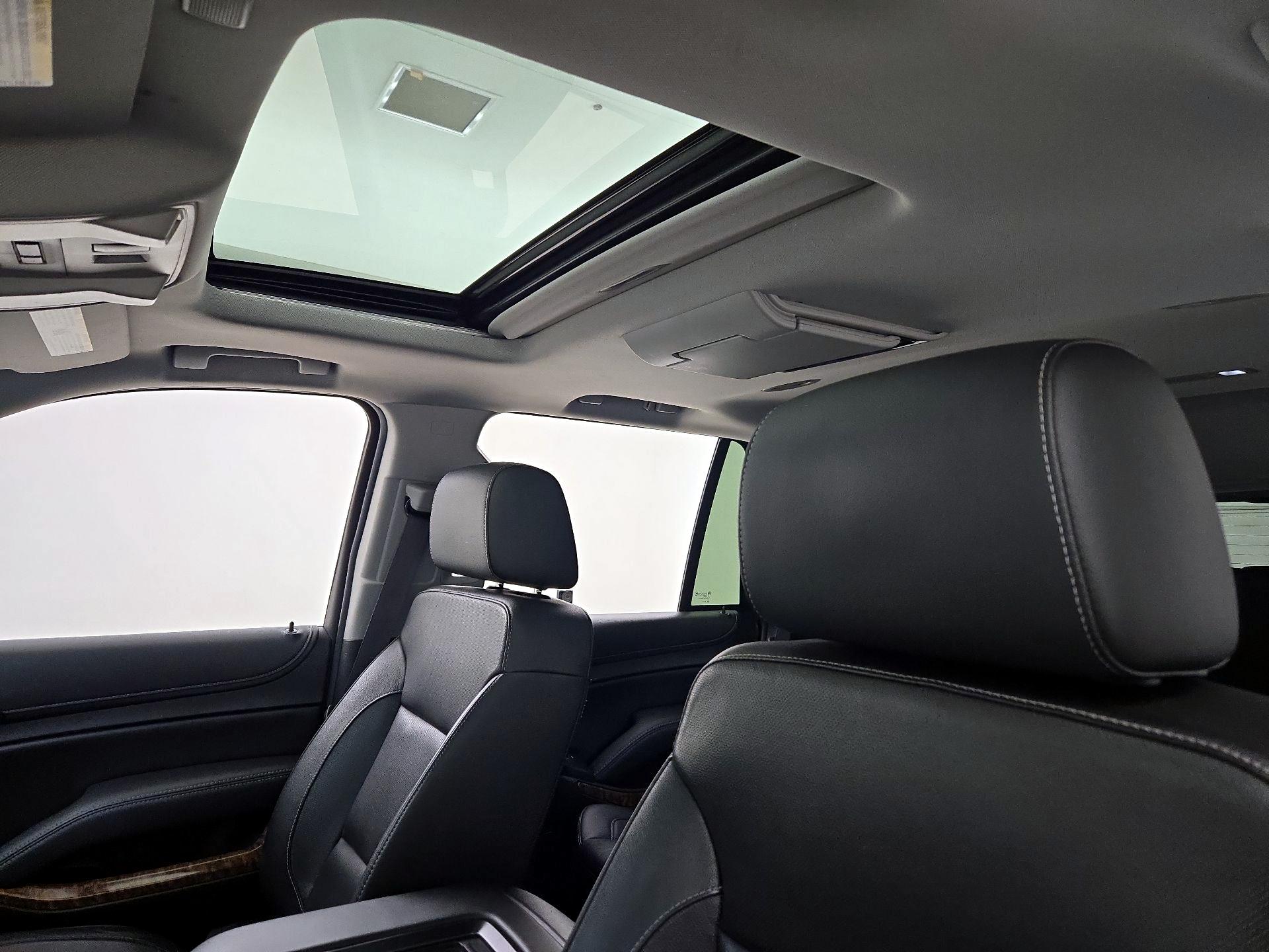 Thumbnail: 2017 Chevrolet Tahoe - 18