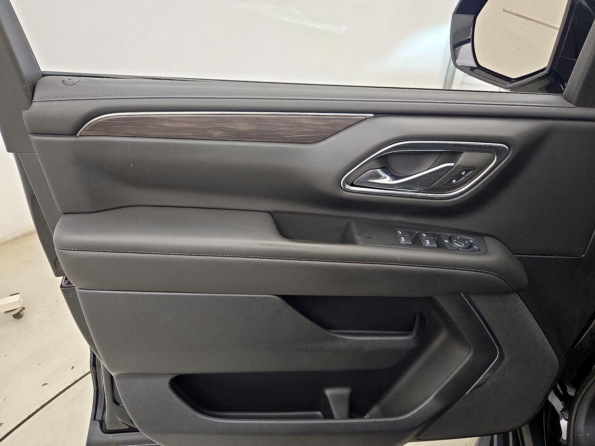 Thumbnail: 2024 Chevrolet Suburban - 12