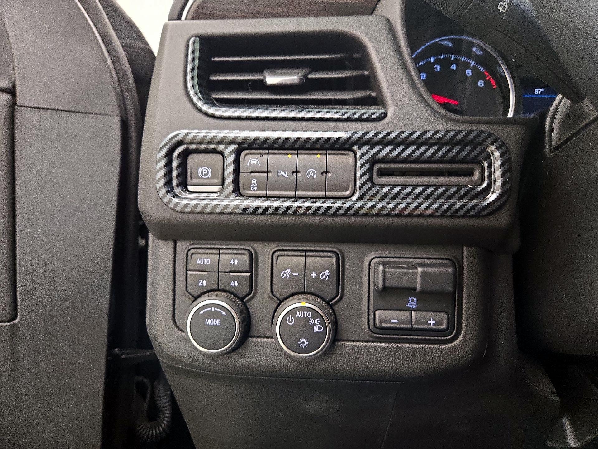 Thumbnail: 2024 Chevrolet Suburban - 13