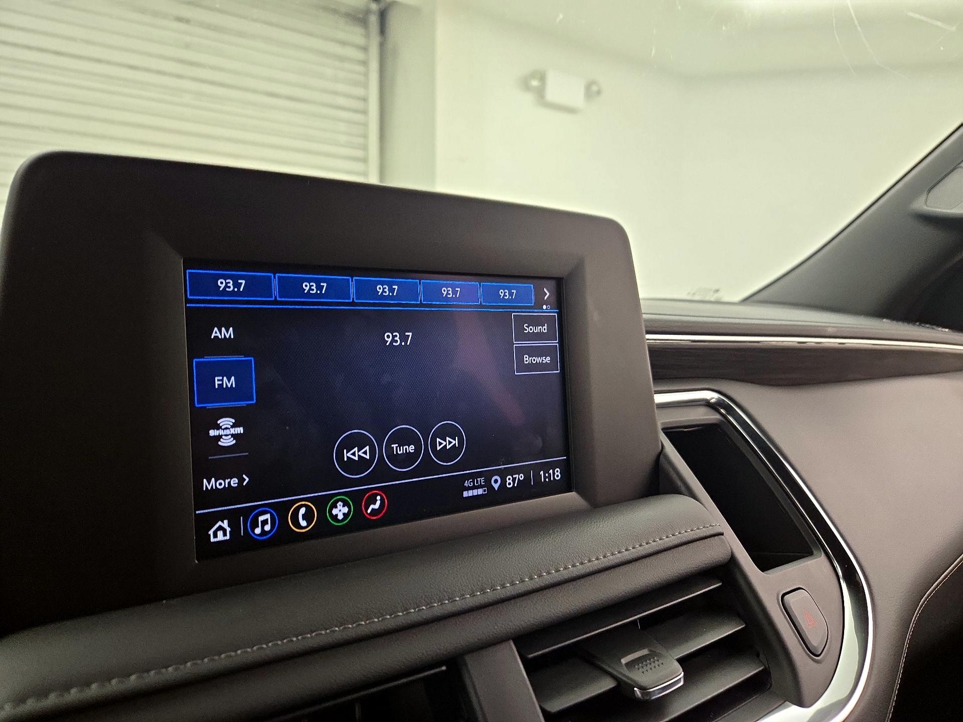 Thumbnail: 2024 Chevrolet Suburban - 15