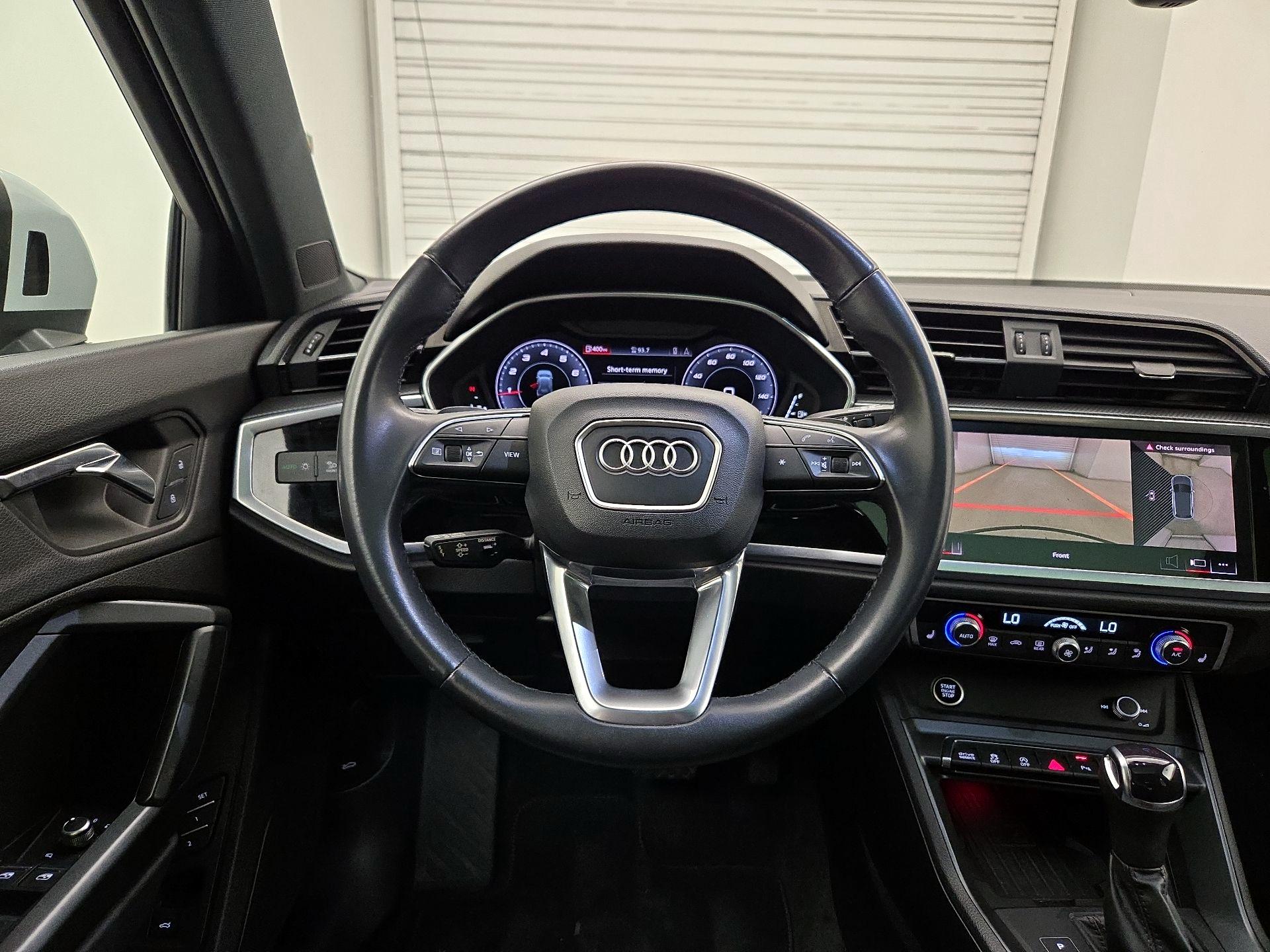 Thumbnail: 2022 Audi Q3 - 10