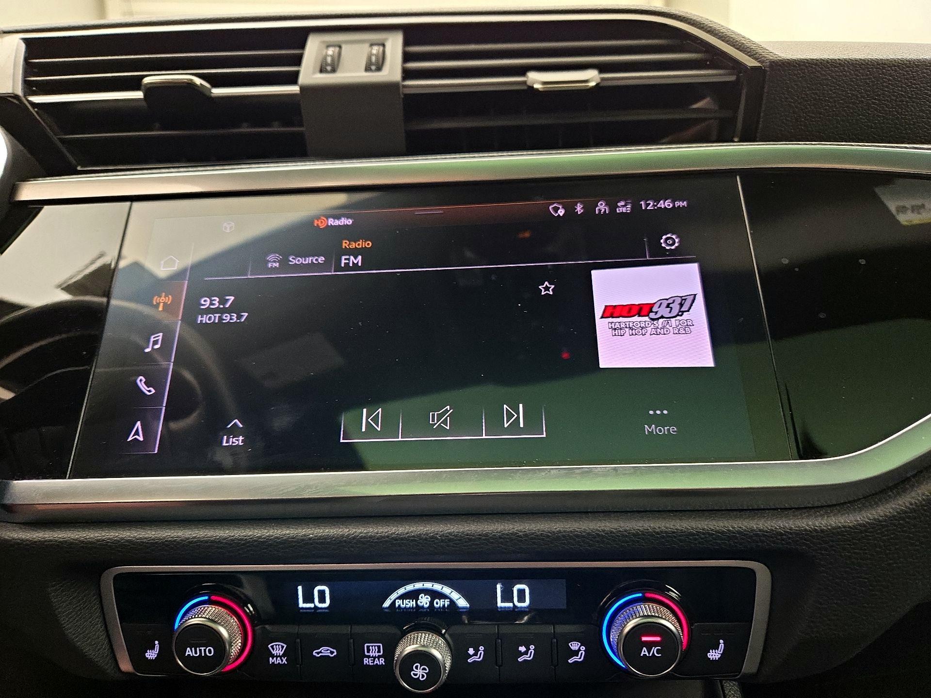 Thumbnail: 2022 Audi Q3 - 14