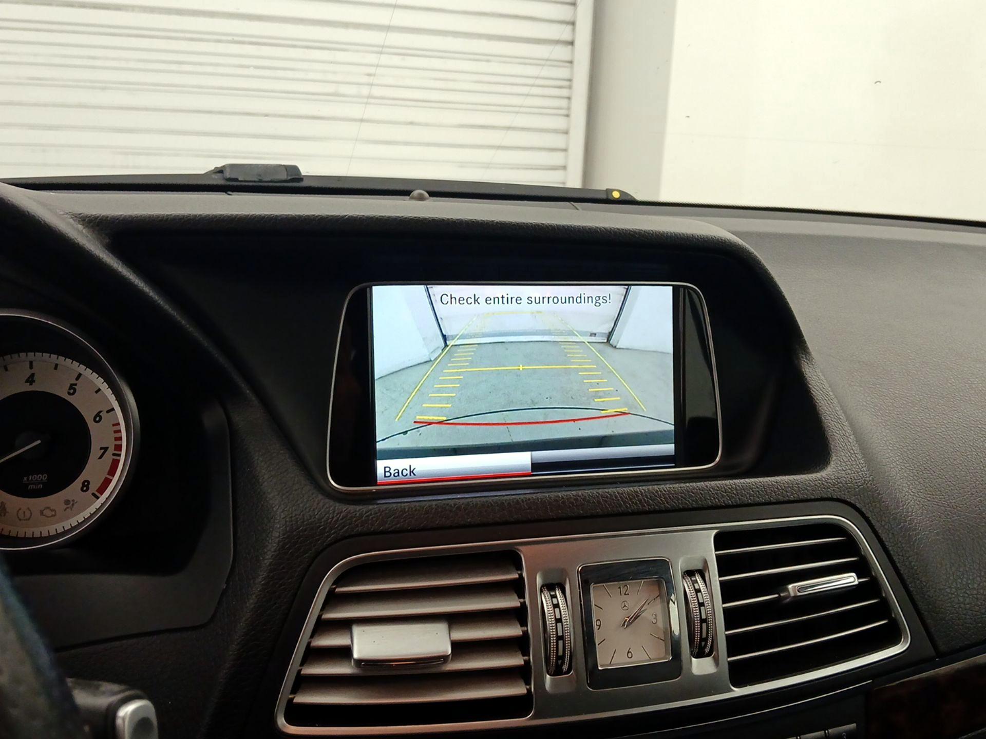 Thumbnail: 2015 Mercedes-Benz E-Class - 15