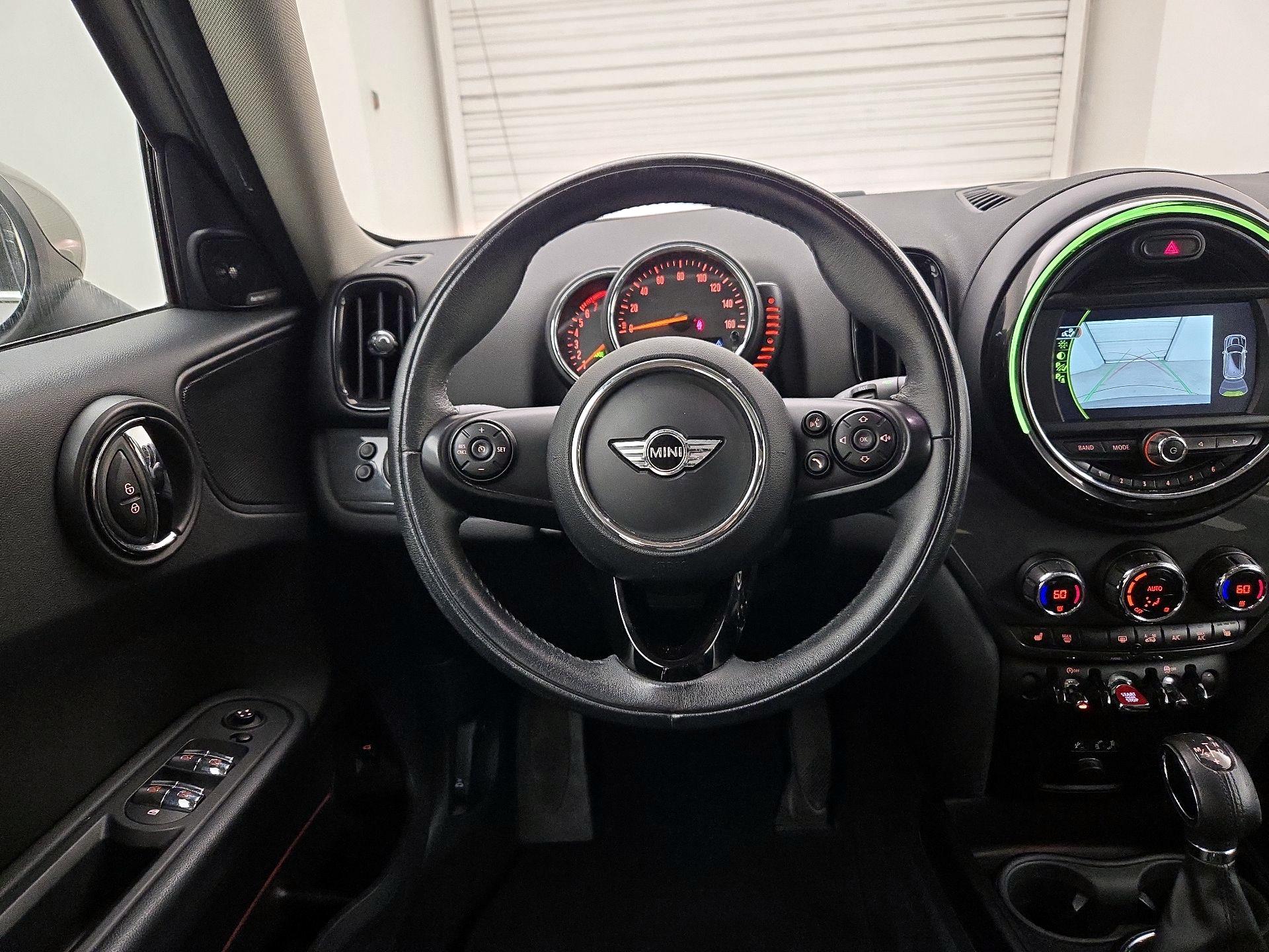 Thumbnail: 2017 MINI Cooper Countryman - 10