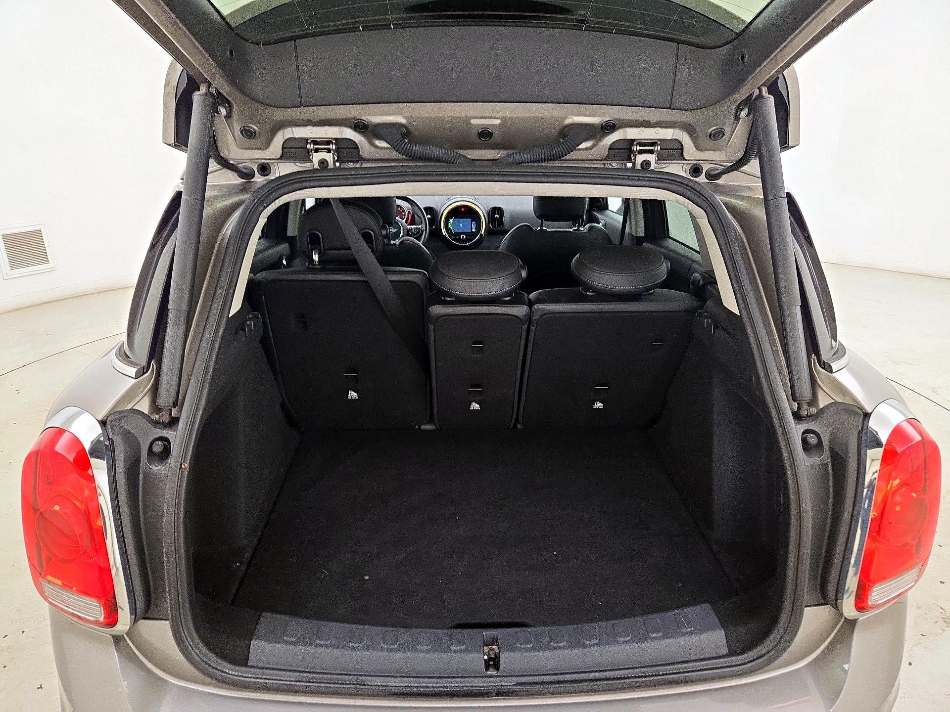 Thumbnail: 2017 MINI Cooper Countryman - 18