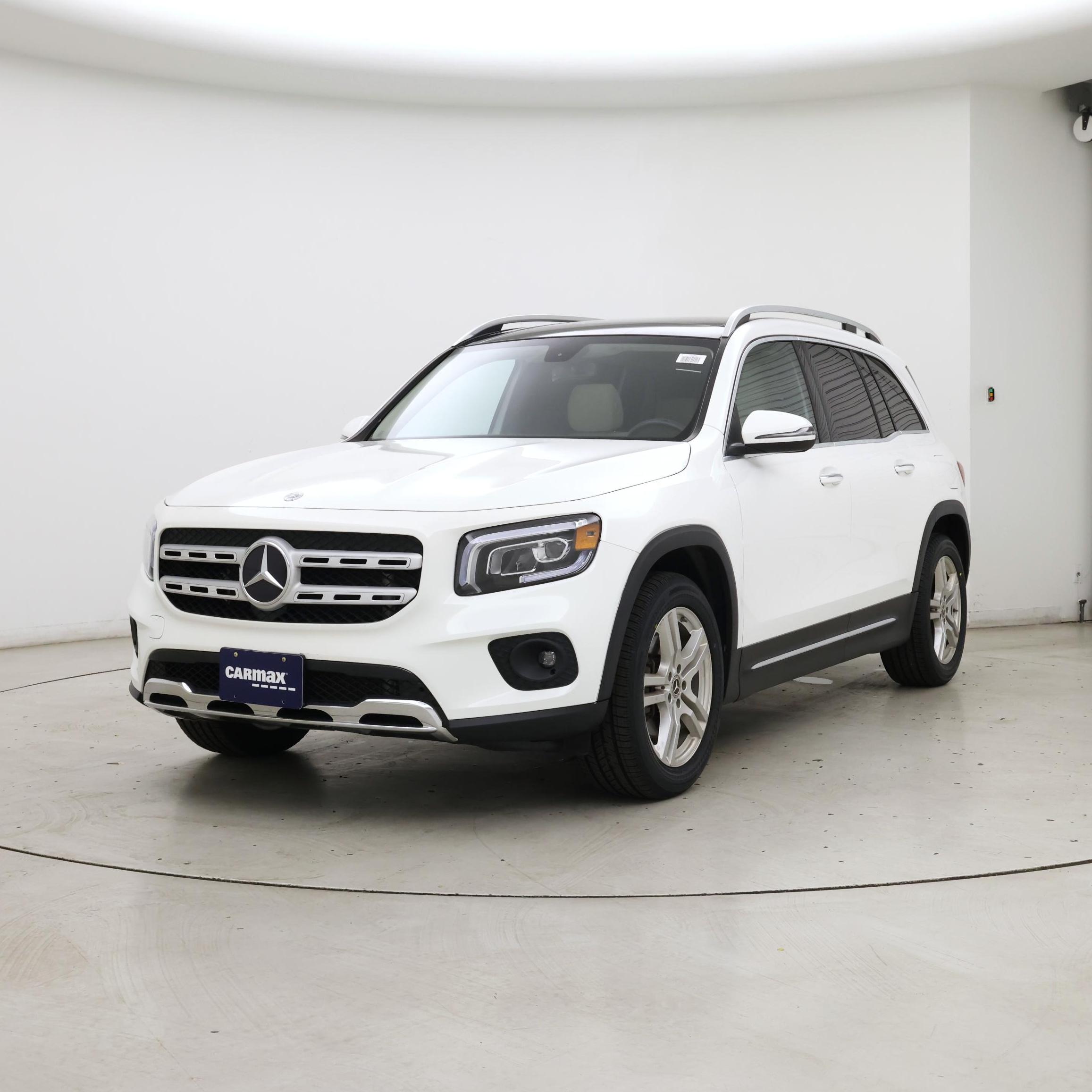 Thumbnail: 2022 Mercedes-Benz GLB - 4