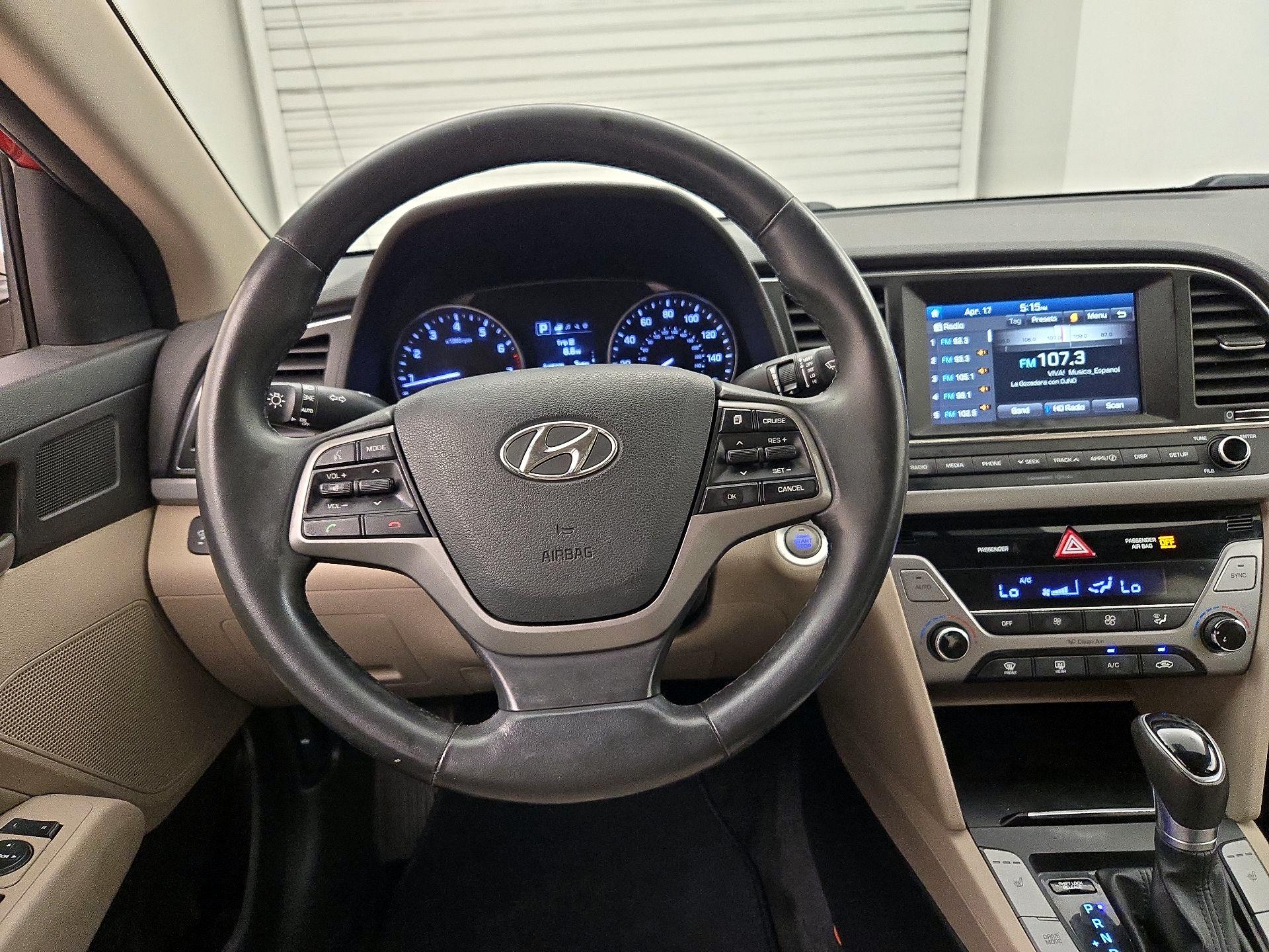 Thumbnail: 2017 Hyundai Elantra - 10