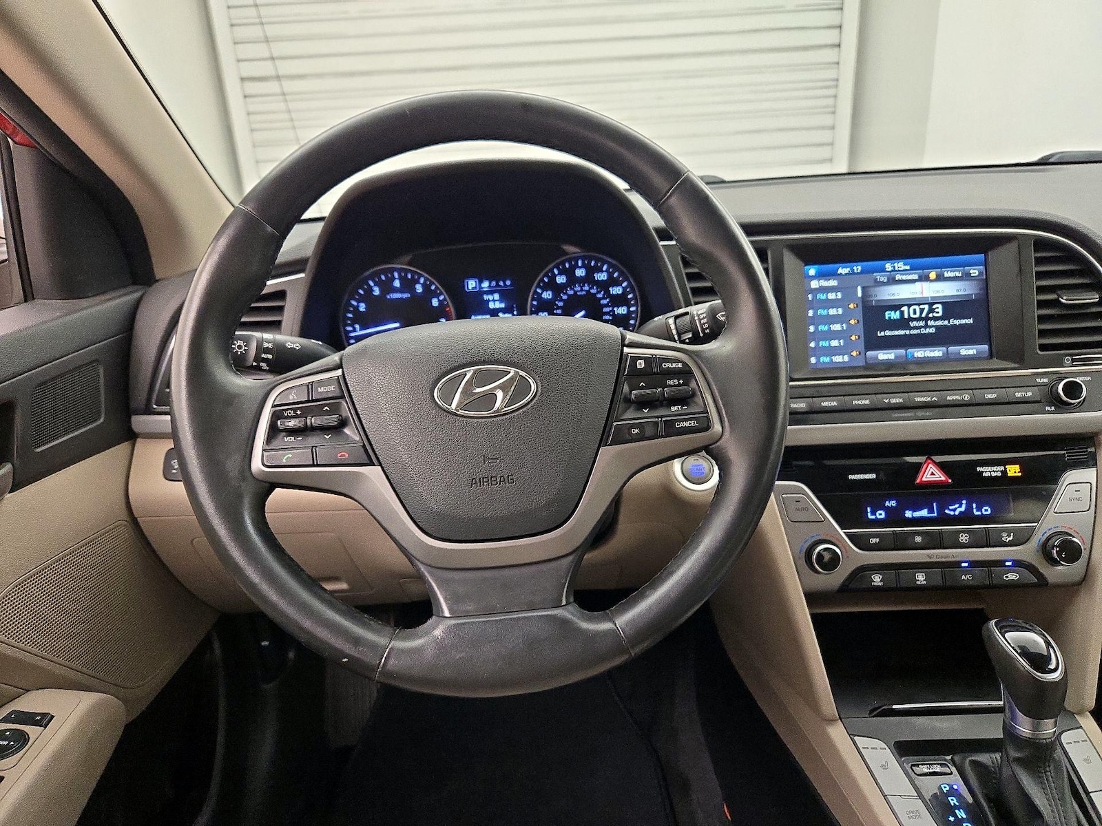 2017 Hyundai Elantra SE - Photo 11
