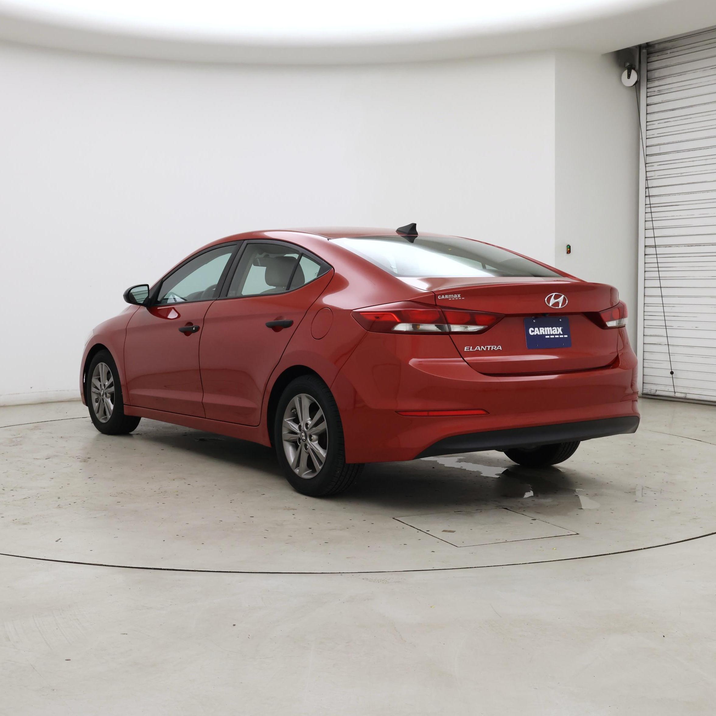 Thumbnail: 2017 Hyundai Elantra - 2