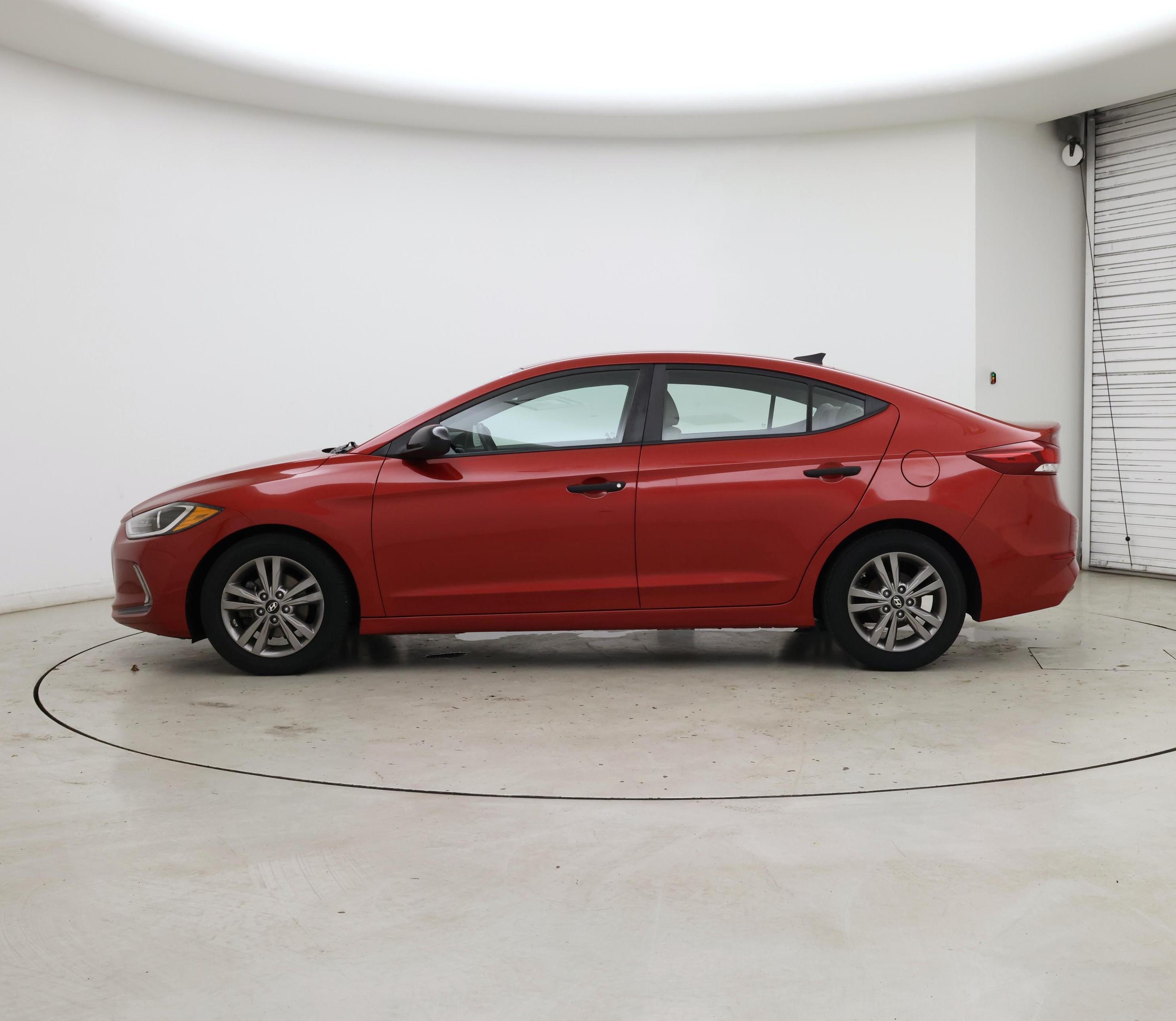 Thumbnail: 2017 Hyundai Elantra - 3