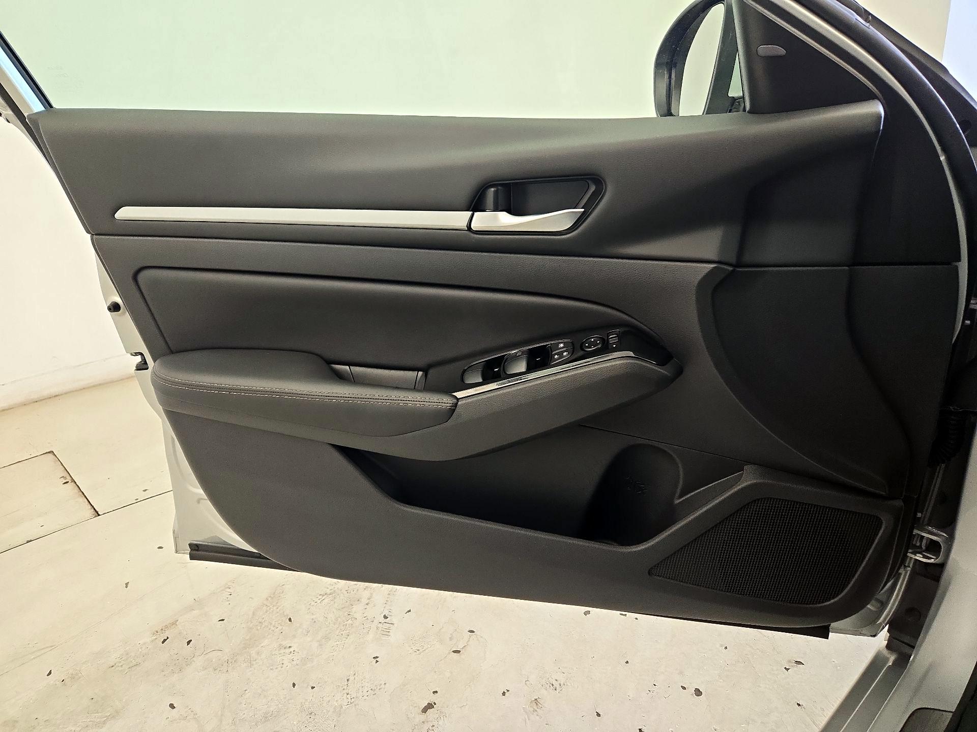 Thumbnail: 2024 Nissan Altima - 12