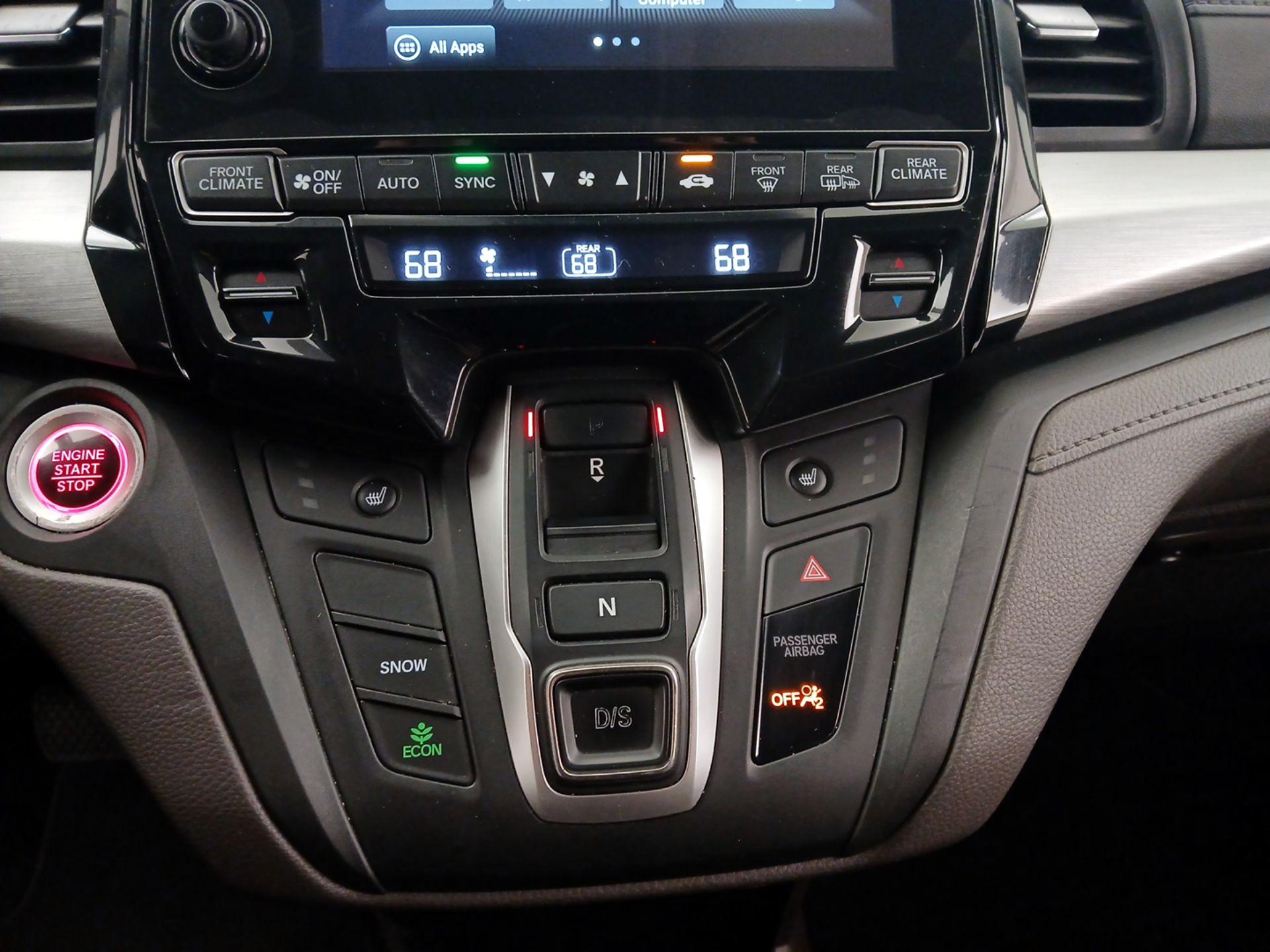 Thumbnail: 2019 Honda Odyssey - 17