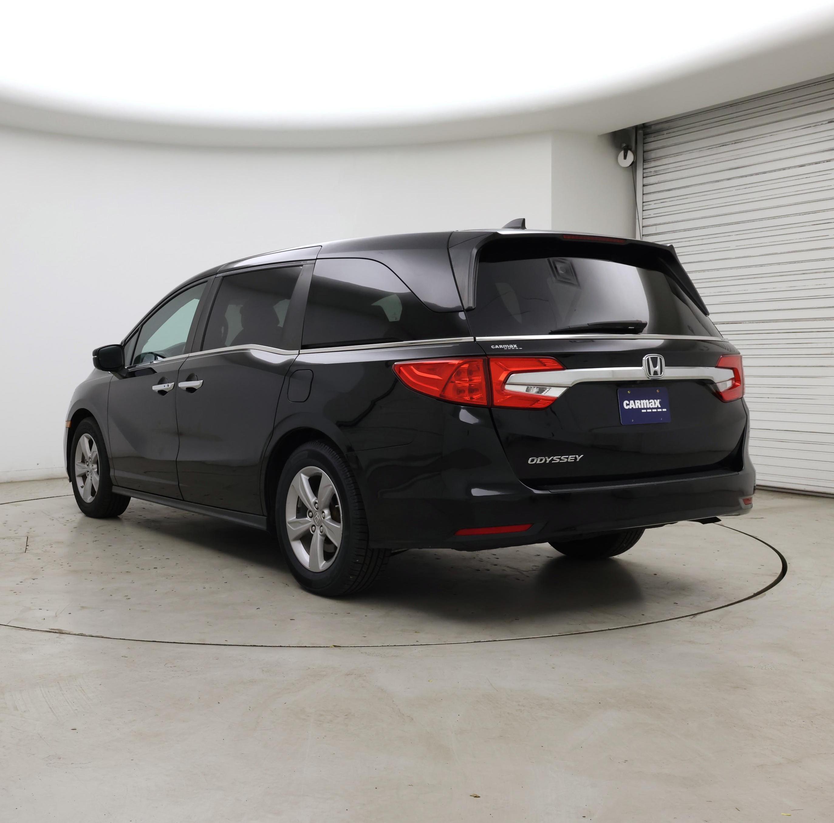 Thumbnail: 2019 Honda Odyssey - 2