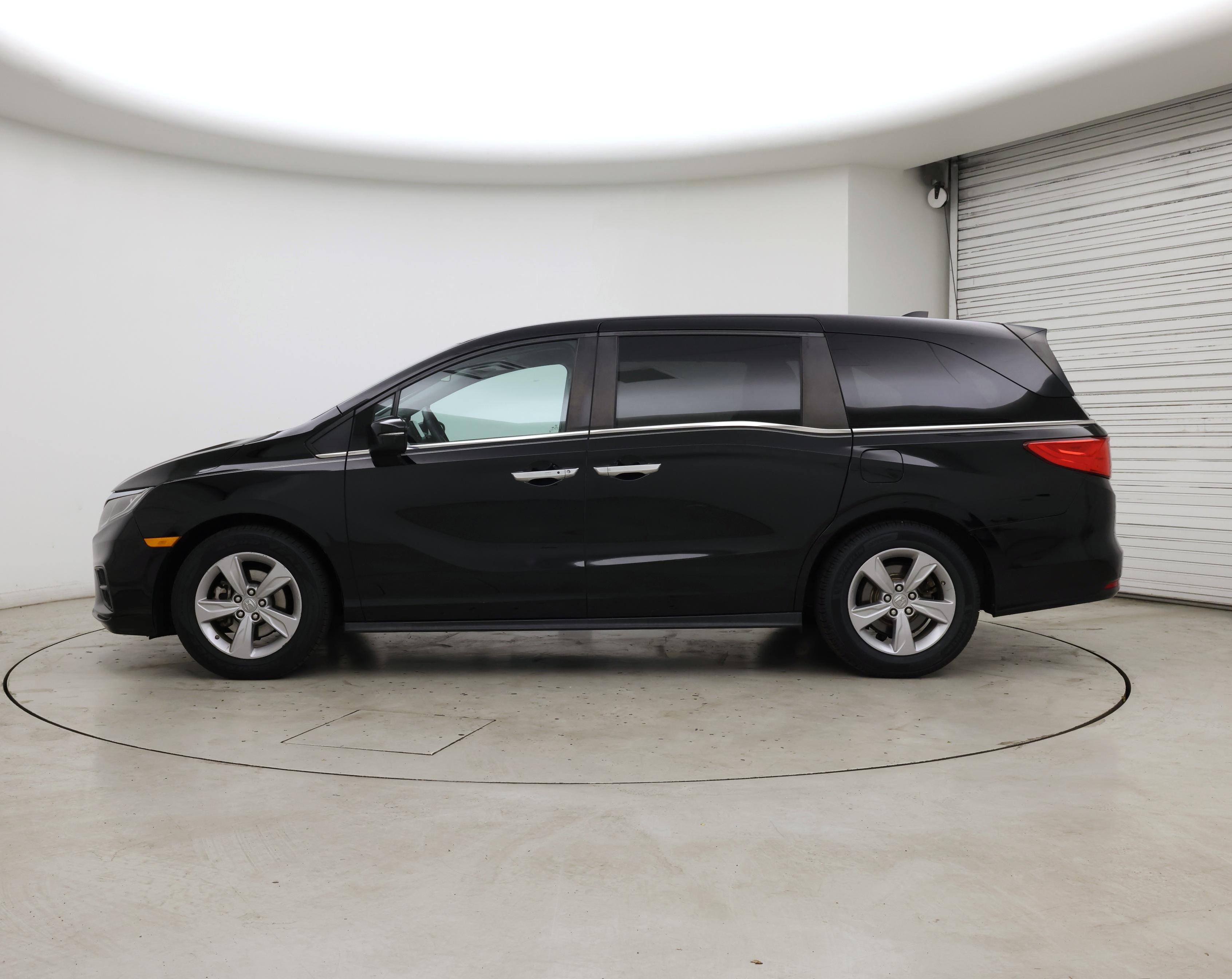 Thumbnail: 2019 Honda Odyssey - 3