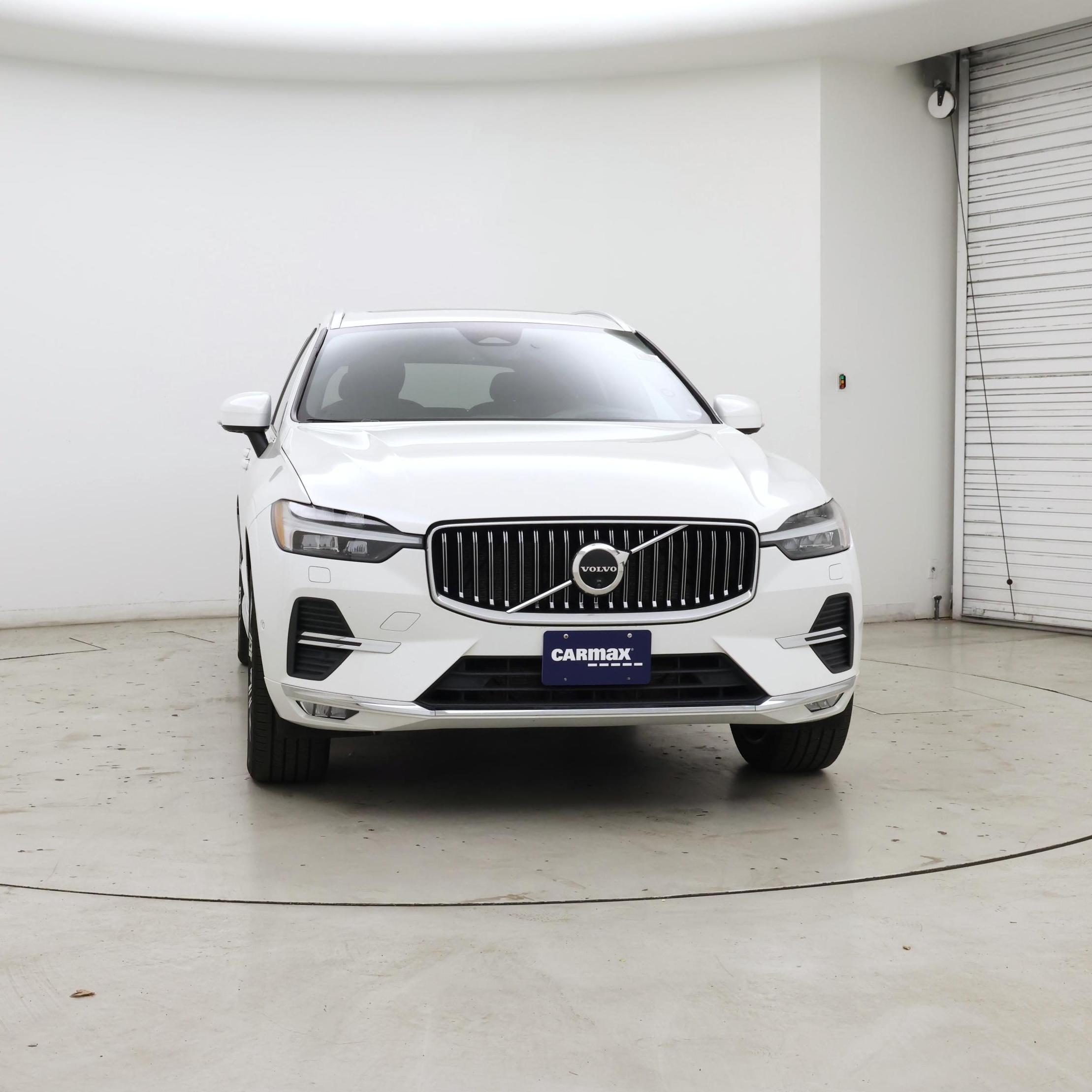 Thumbnail: 2022 Volvo XC60 - 5