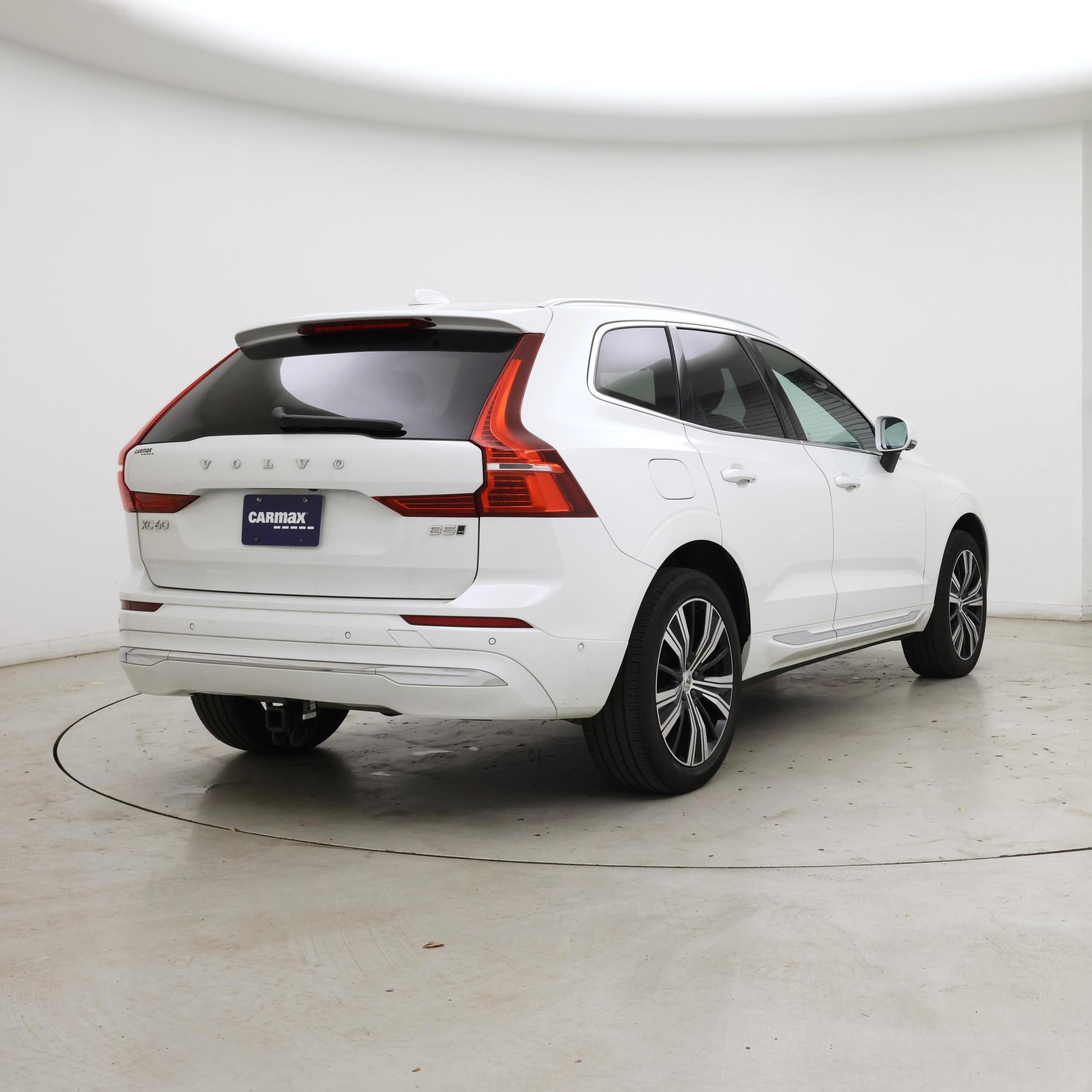Thumbnail: 2022 Volvo XC60 - 8