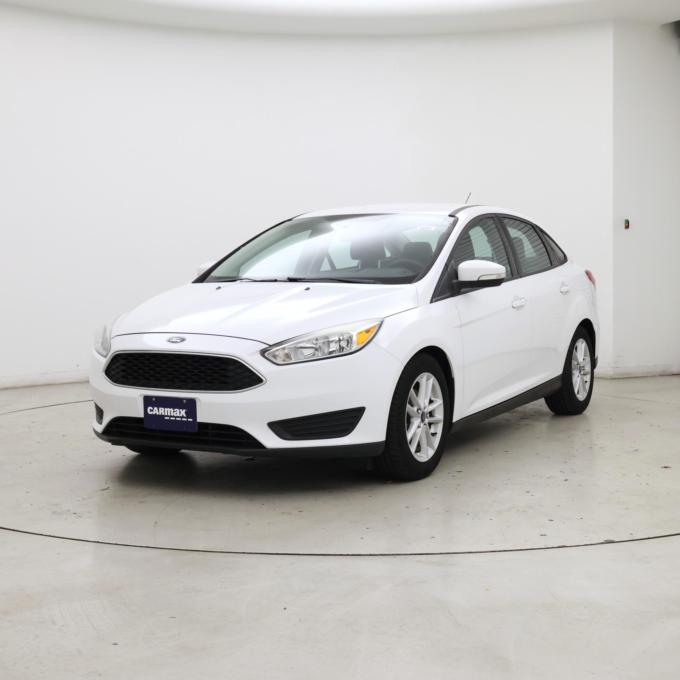 Thumbnail: 2015 Ford Focus - 4