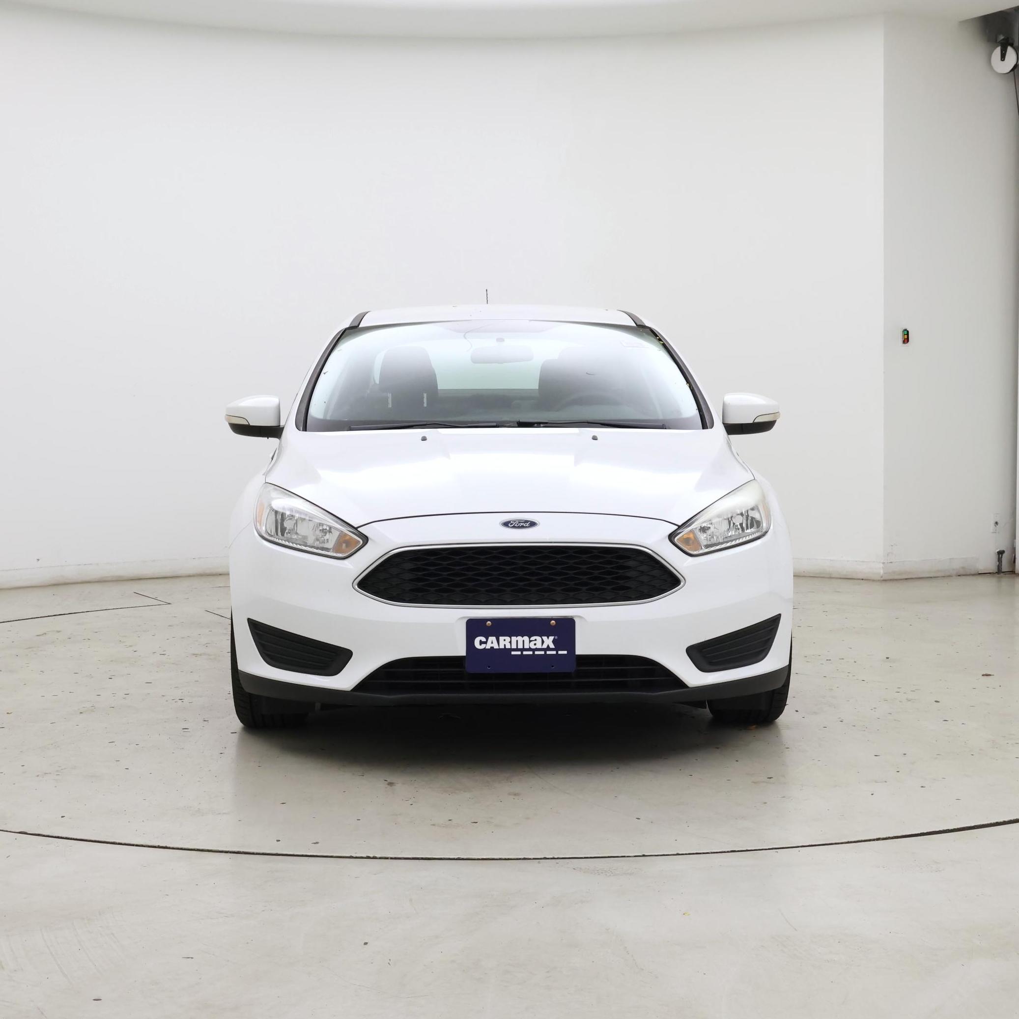 Thumbnail: 2015 Ford Focus - 5
