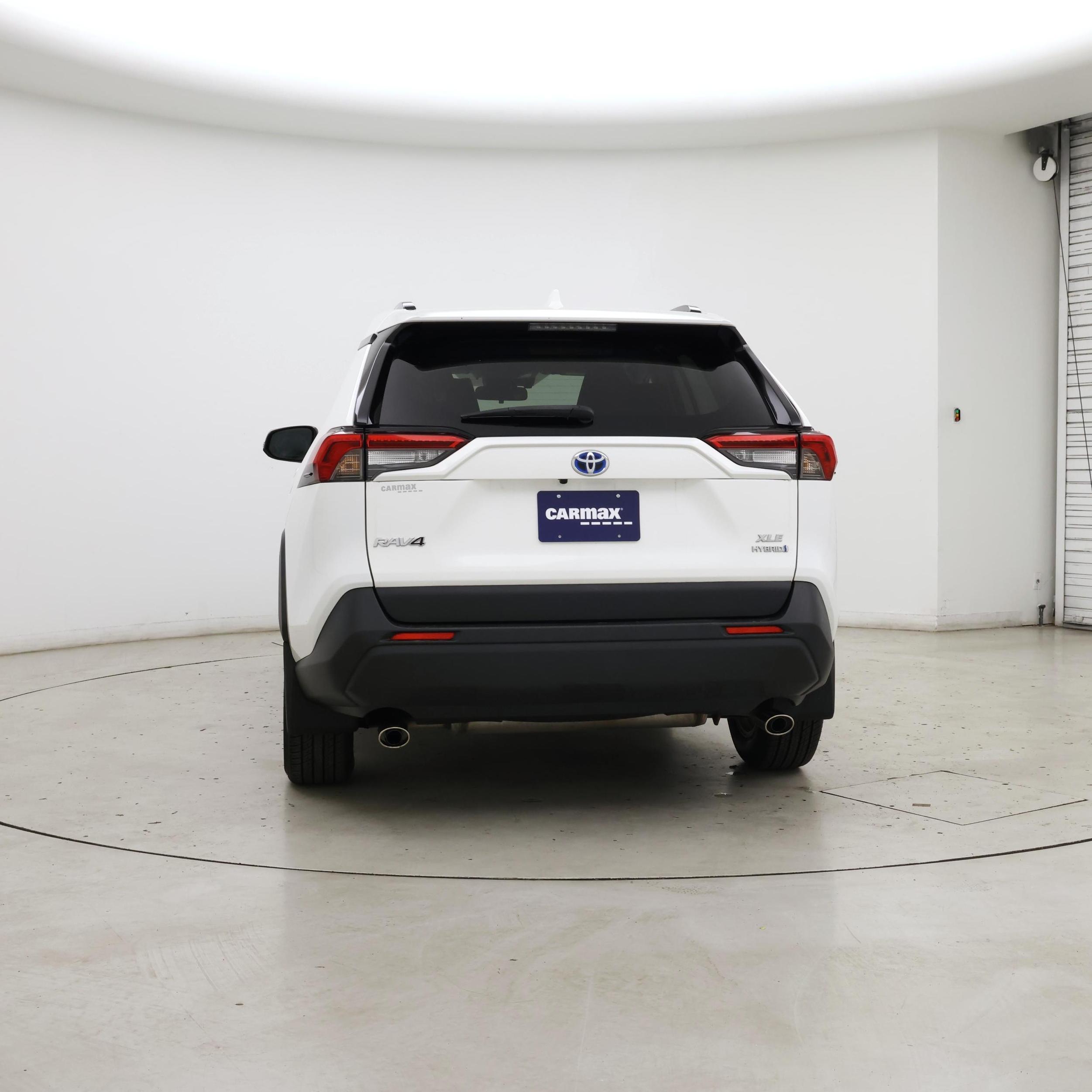 Thumbnail: 2020 Toyota RAV4 - 6