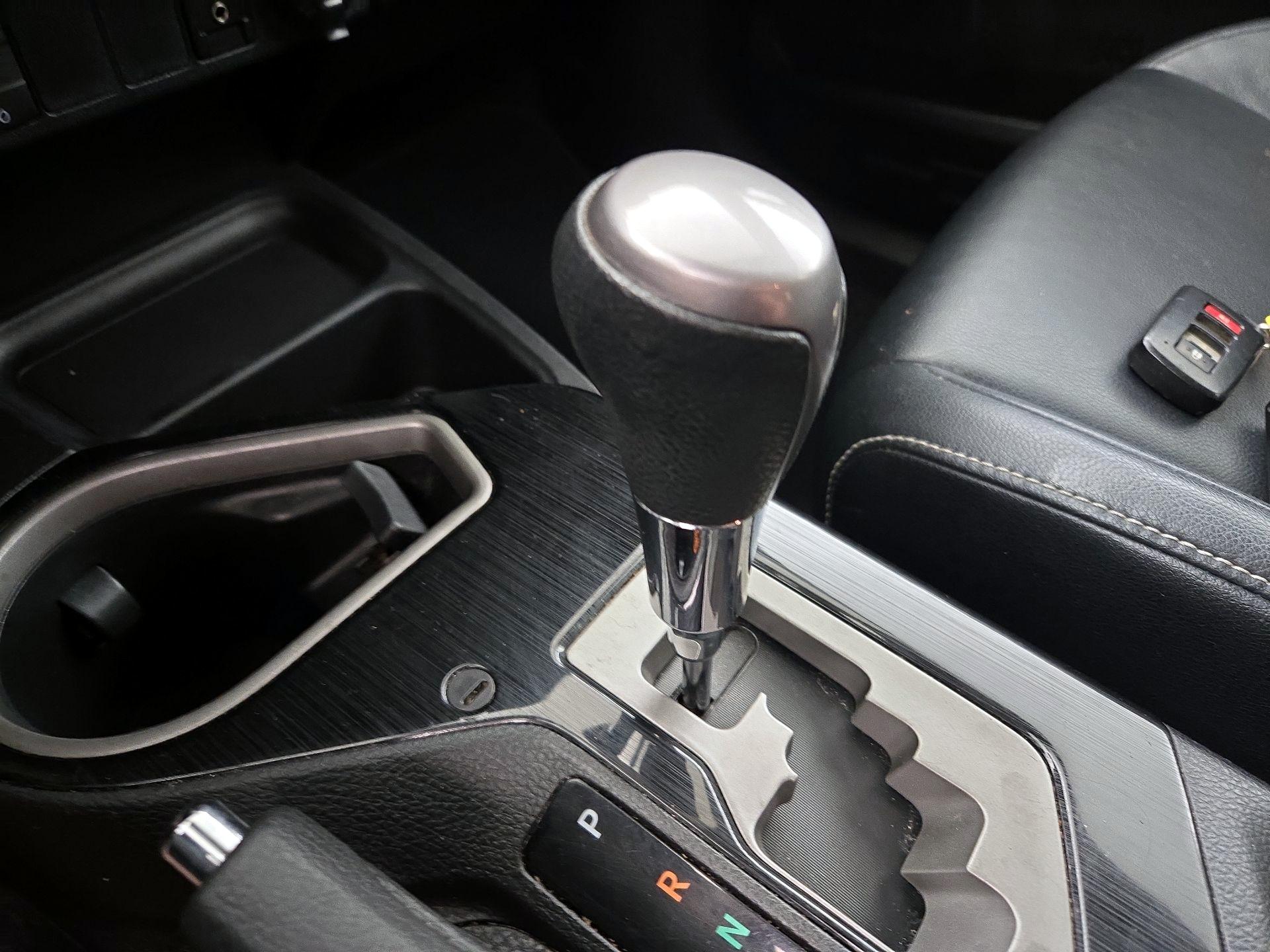 Thumbnail: 2016 Toyota RAV4 - 16