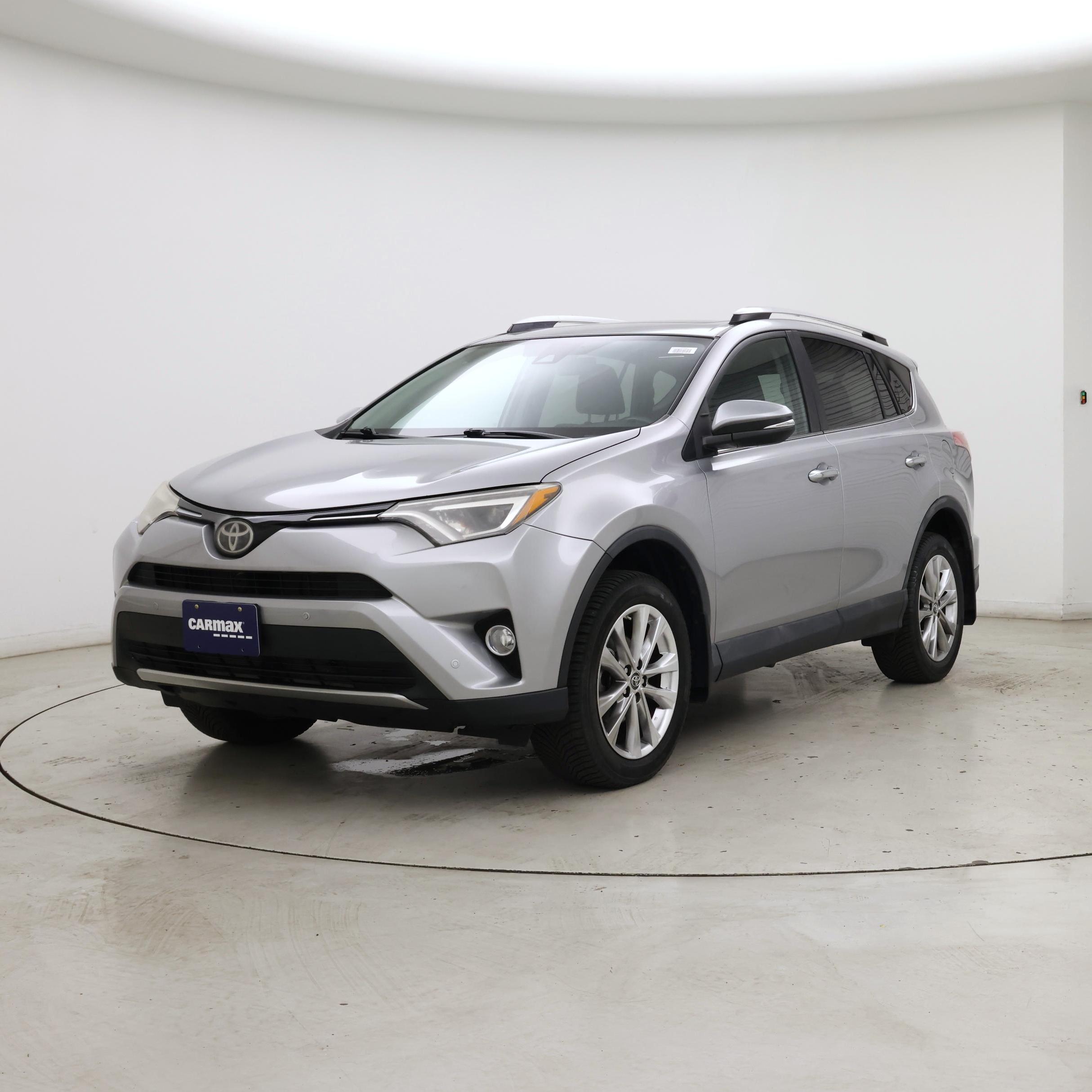 Thumbnail: 2016 Toyota RAV4 - 4