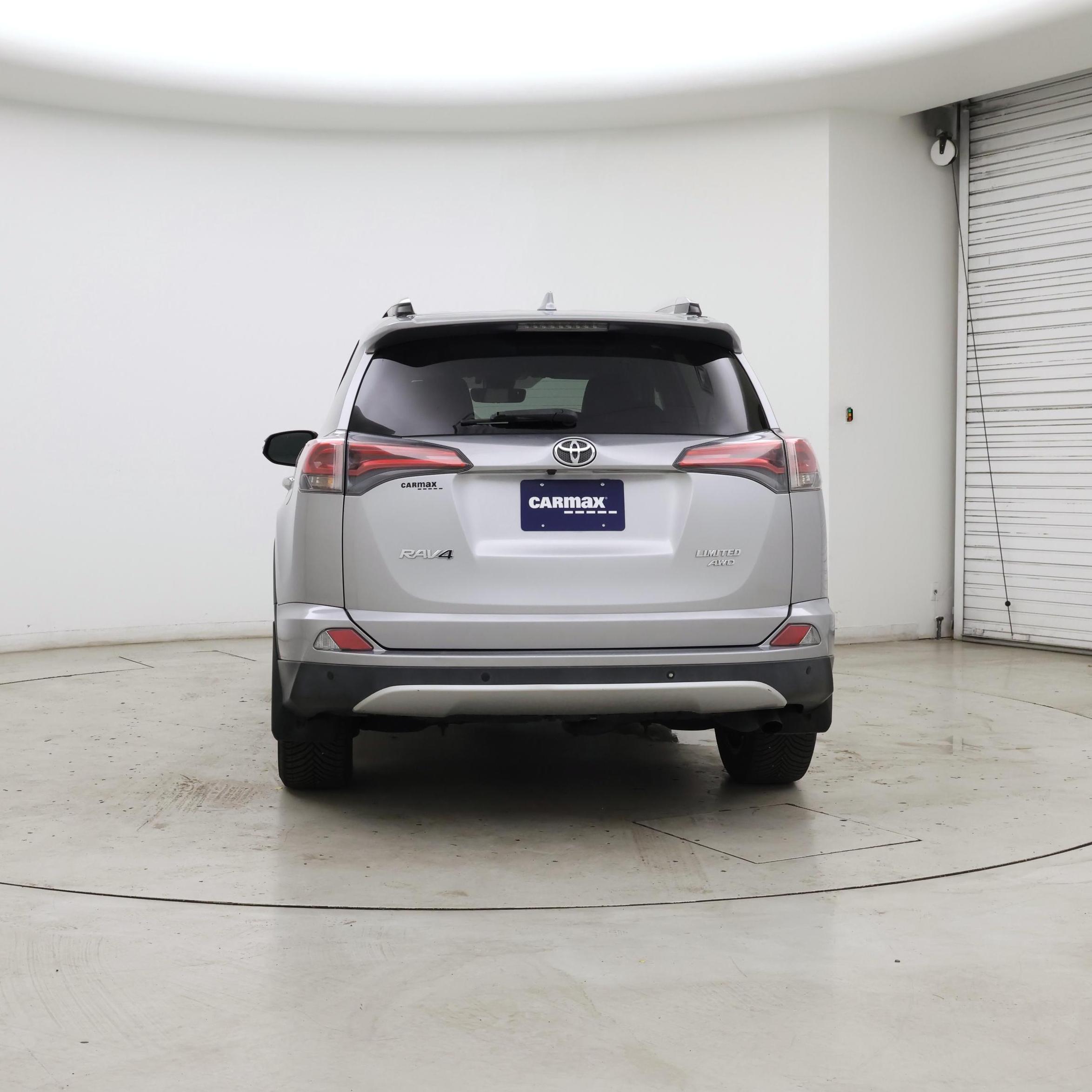 Thumbnail: 2016 Toyota RAV4 - 6