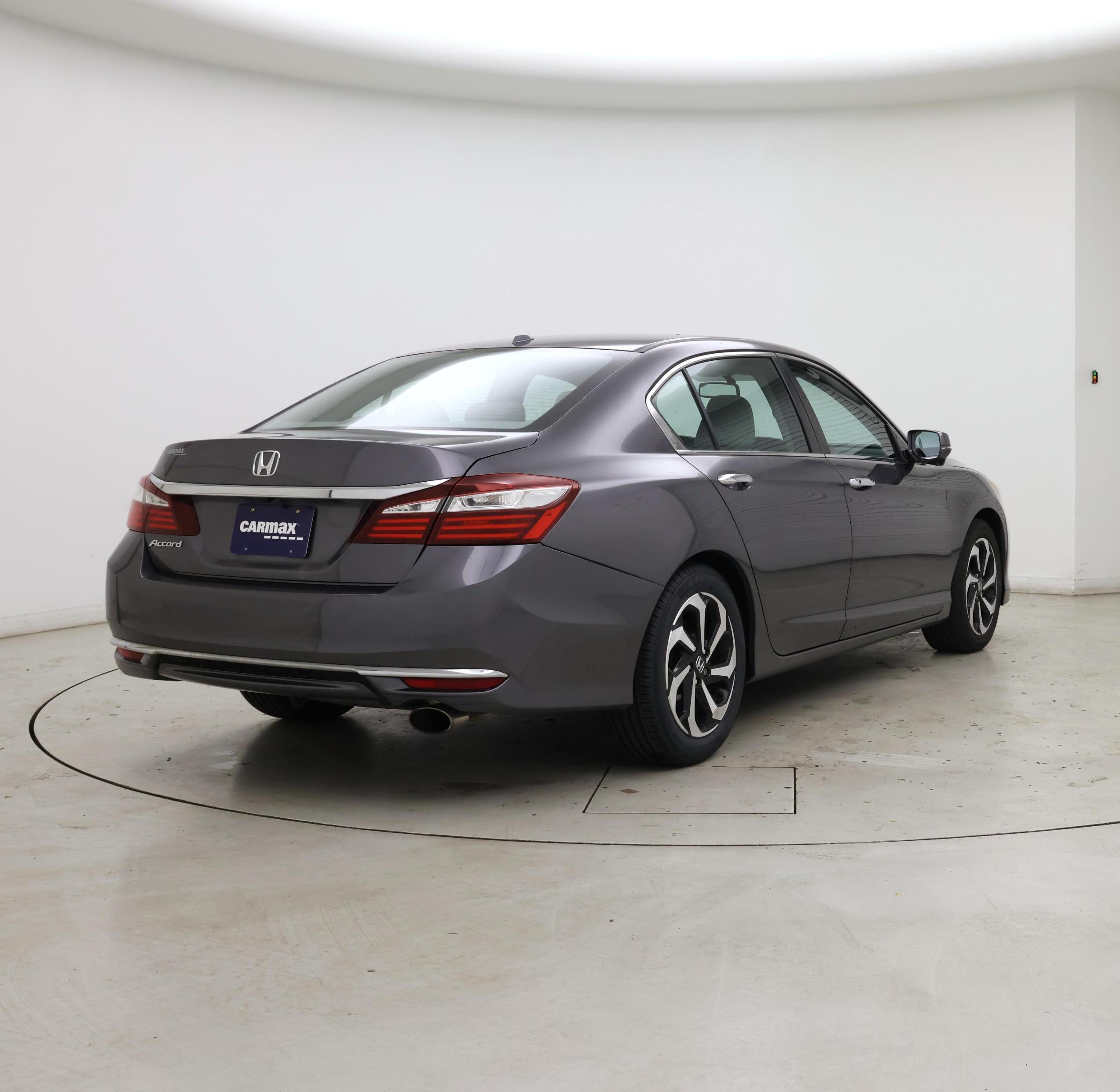 Thumbnail: 2016 Honda Accord - 8