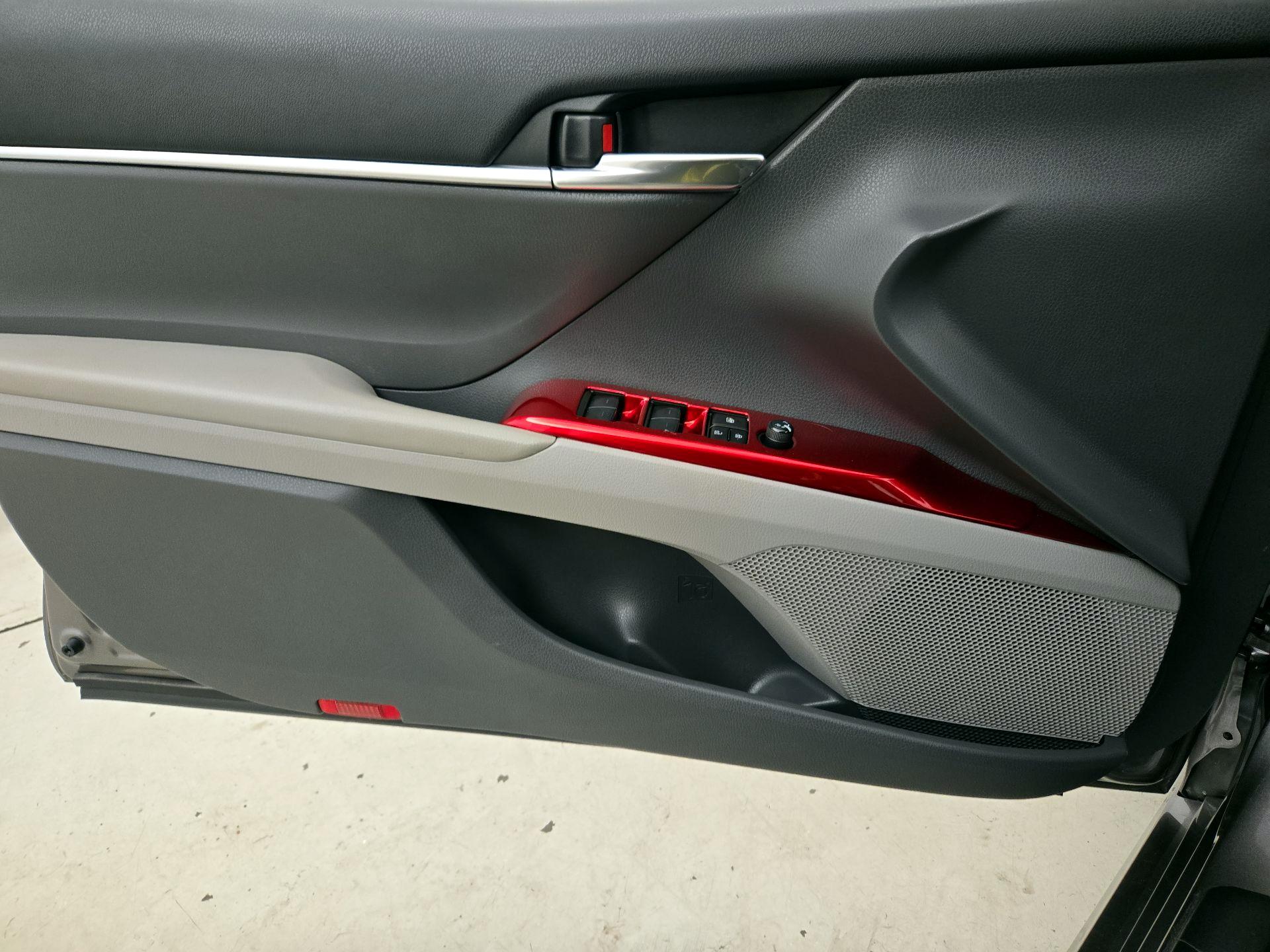 Thumbnail: 2023 Toyota Camry - 12