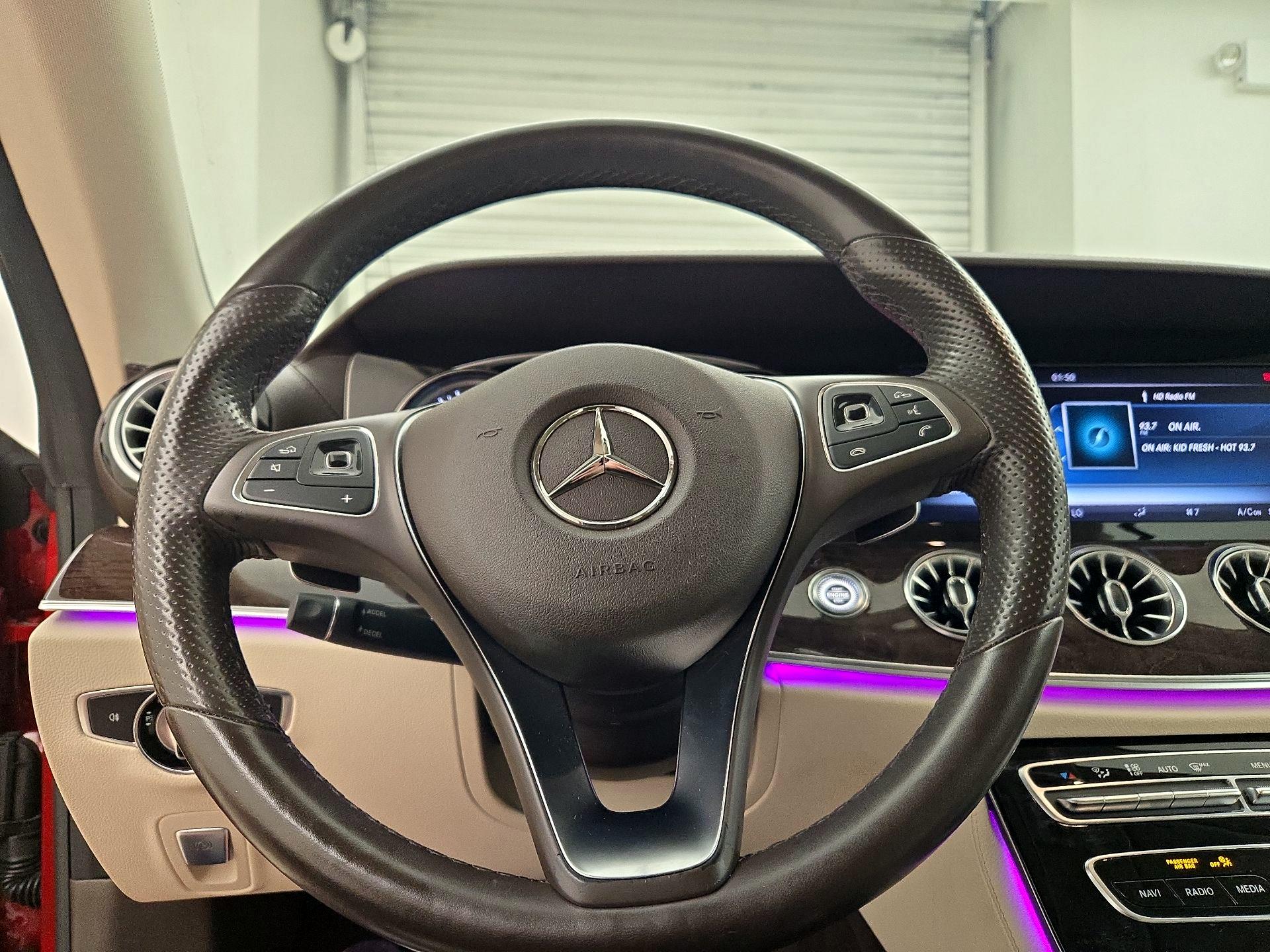 Thumbnail: 2018 Mercedes-Benz E-Class - 10