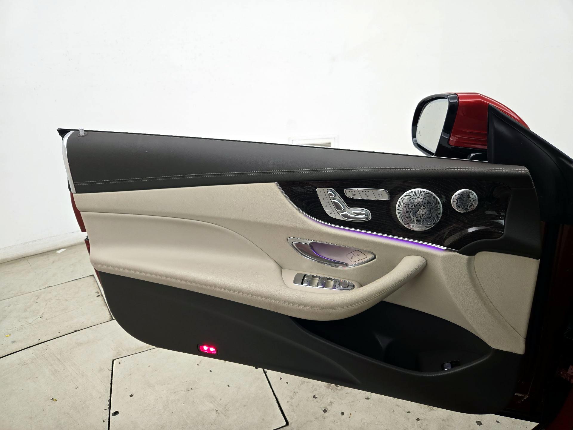 Thumbnail: 2018 Mercedes-Benz E-Class - 12