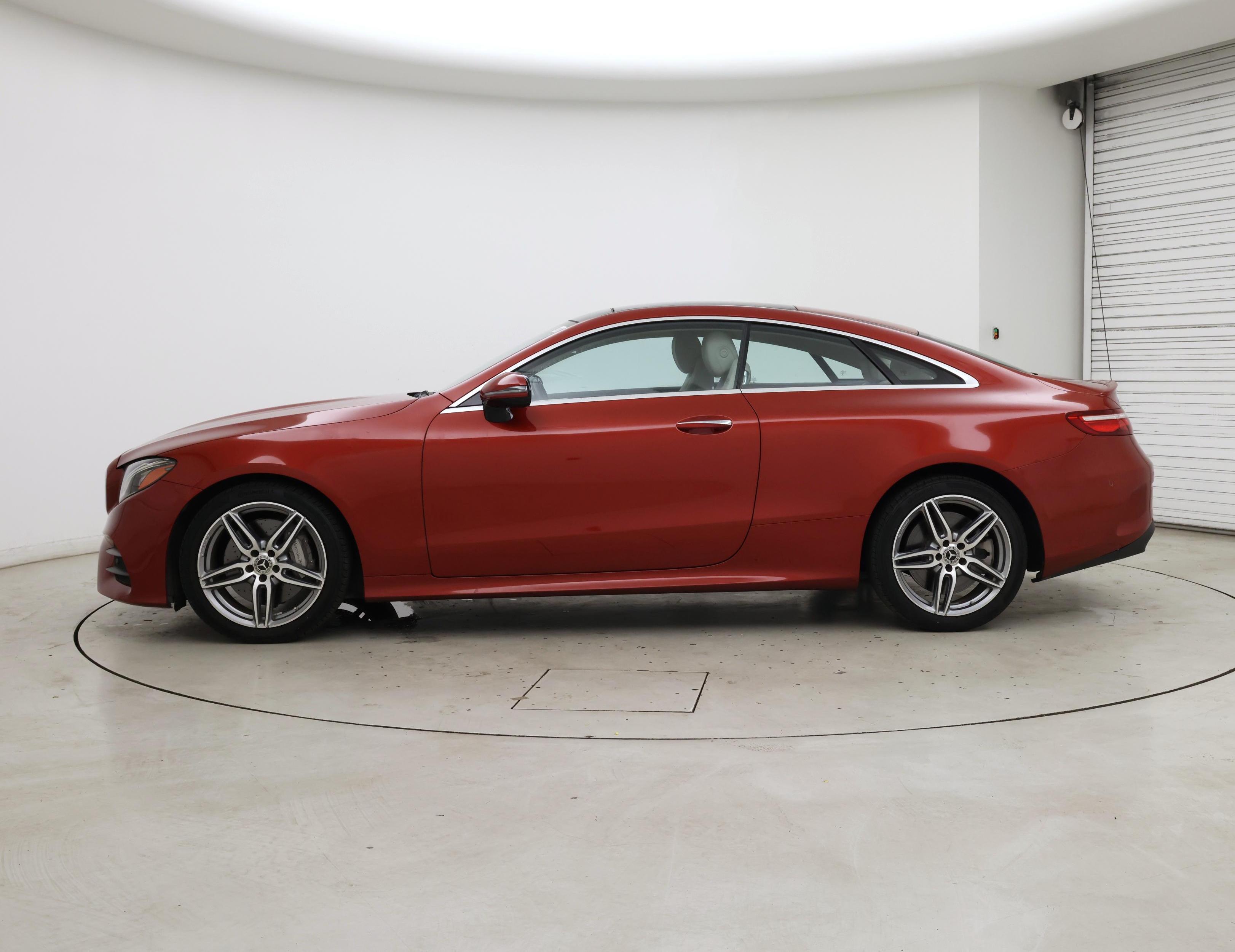 Thumbnail: 2018 Mercedes-Benz E-Class - 3