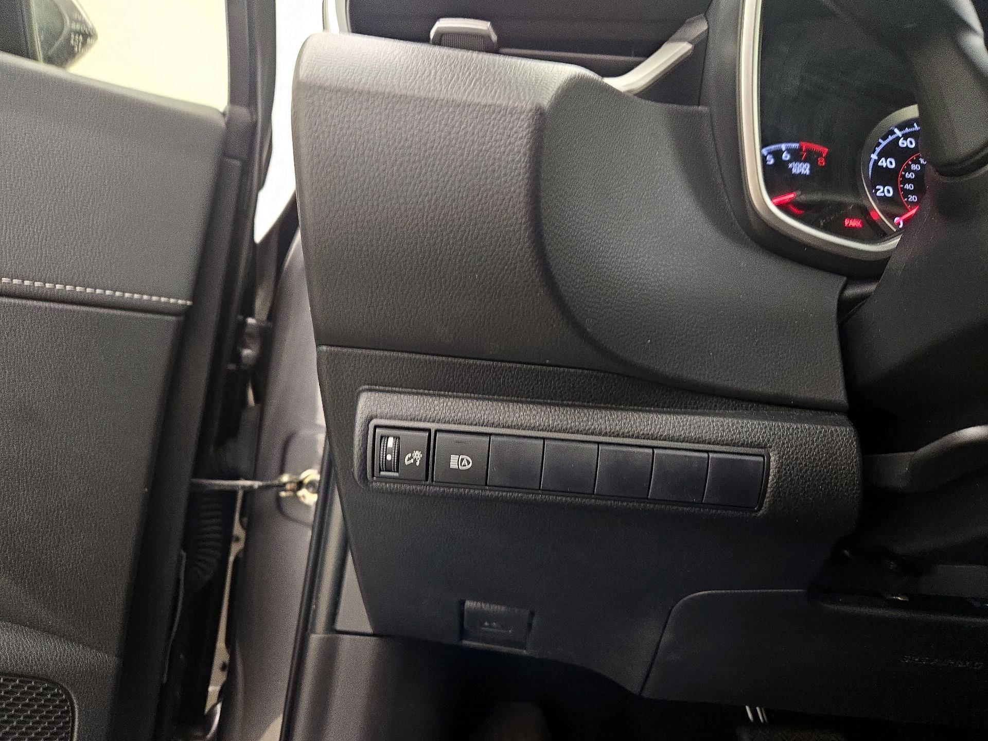 Thumbnail: 2021 Toyota Corolla - 13