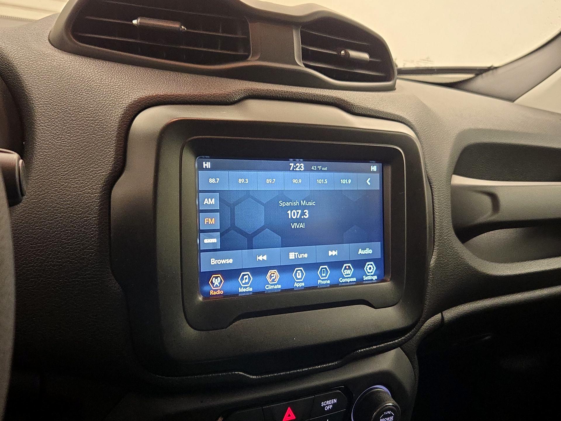 Thumbnail: 2021 Jeep Renegade - 15