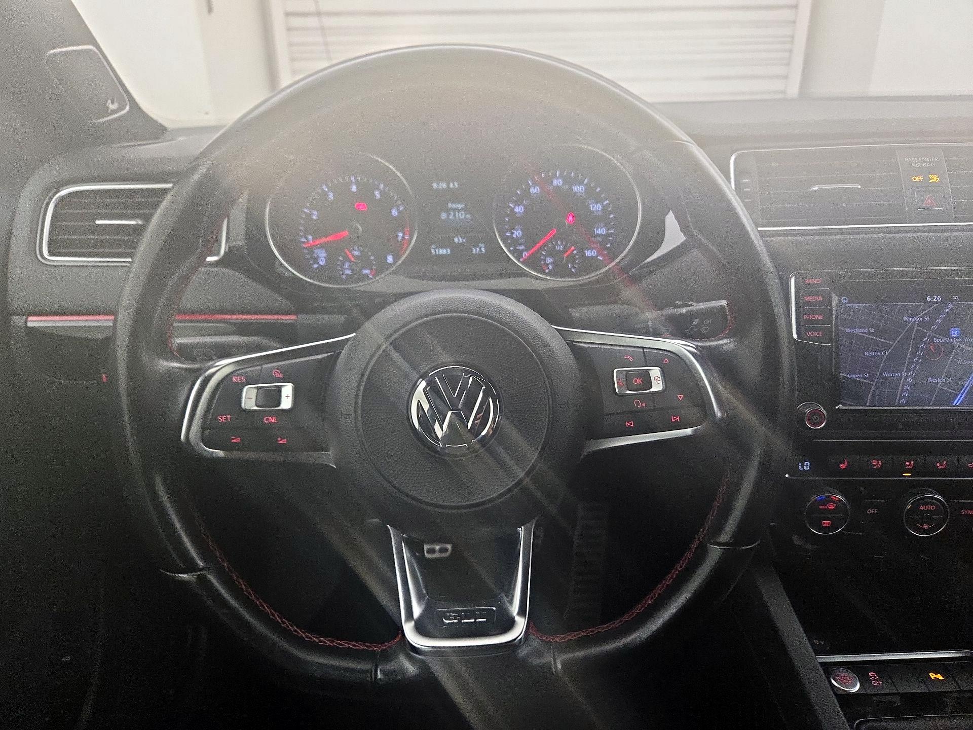 Thumbnail: 2017 Volkswagen Jetta - 10