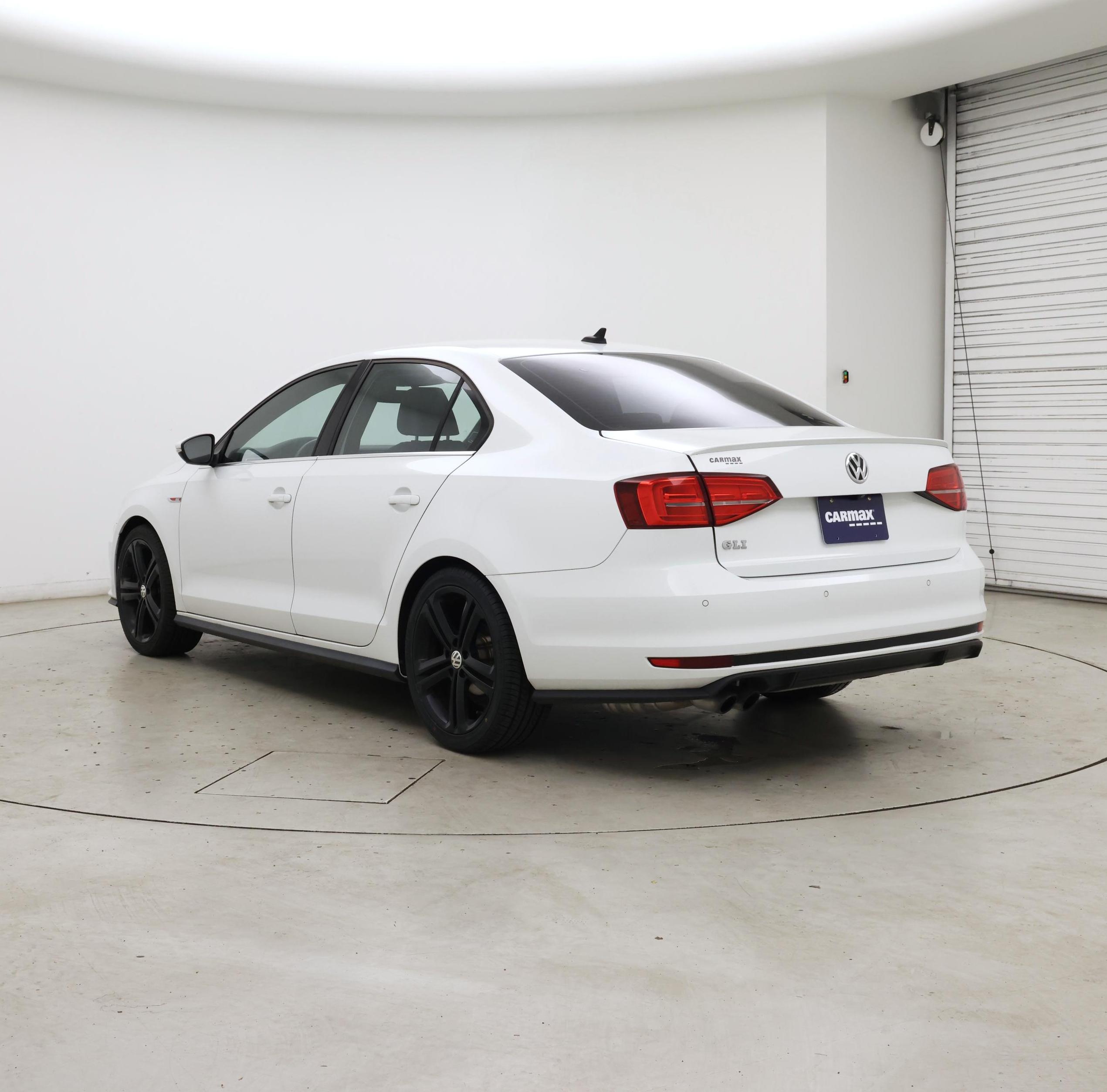 Thumbnail: 2017 Volkswagen Jetta - 2