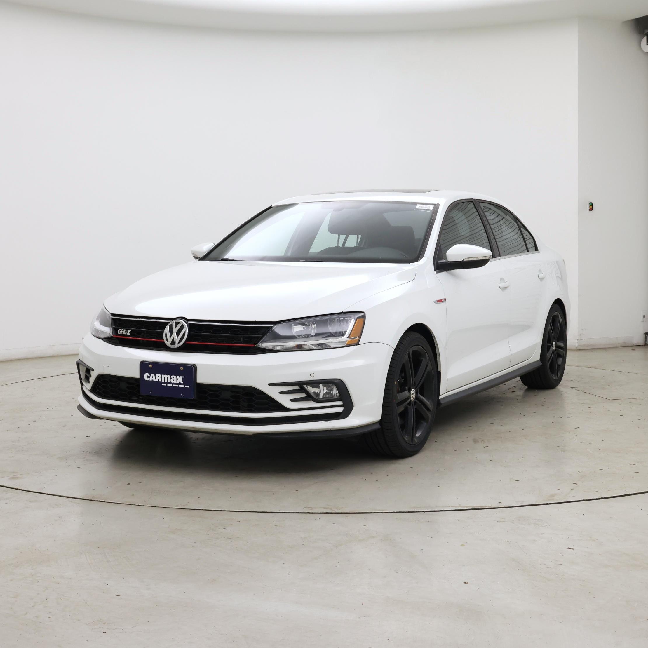 Thumbnail: 2017 Volkswagen Jetta - 4