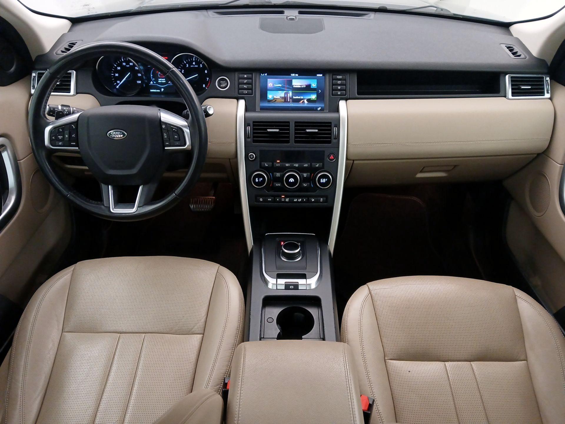 Thumbnail: 2018 Land Rover Discovery Sport - 9