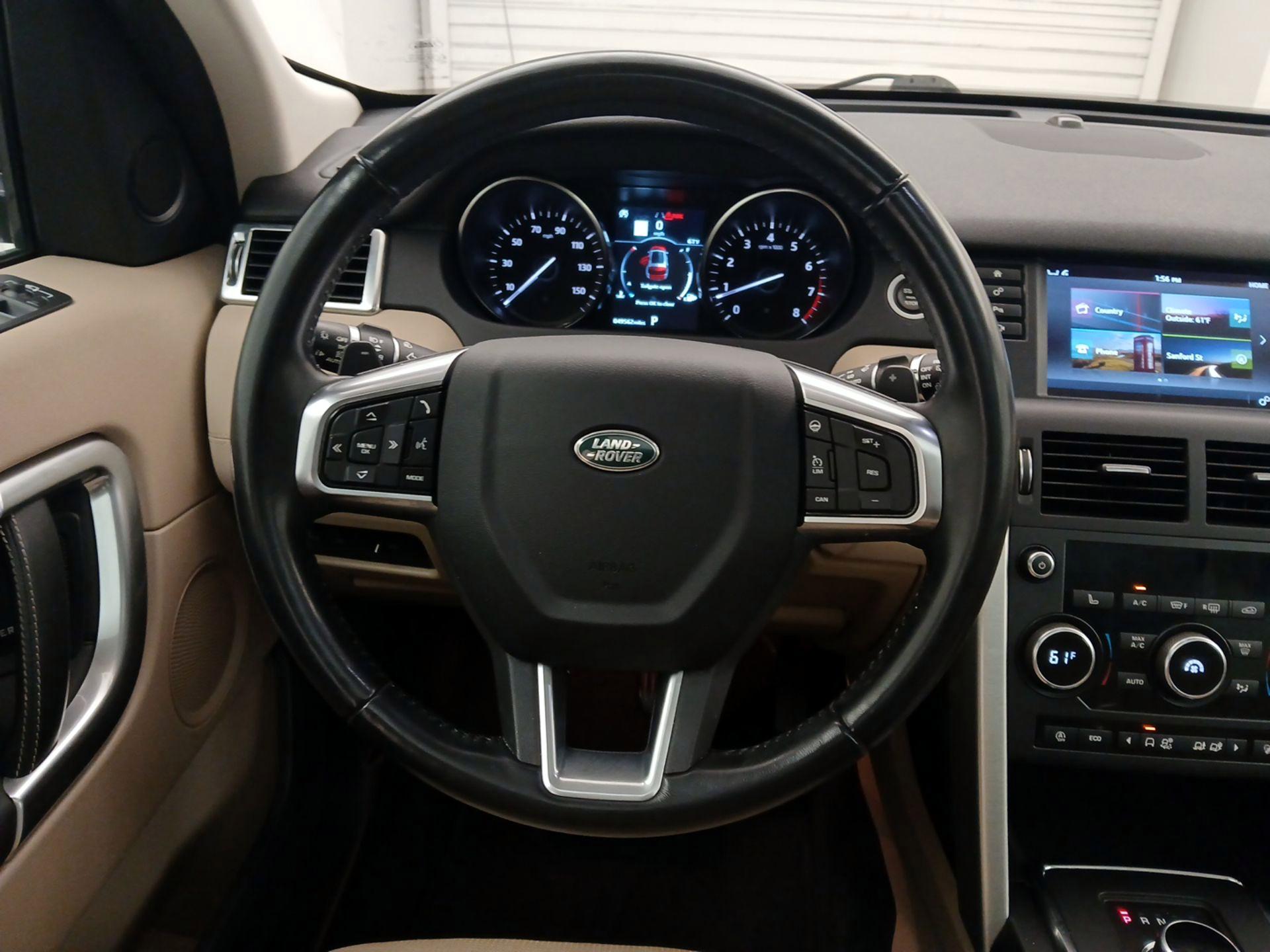 Thumbnail: 2018 Land Rover Discovery Sport - 10