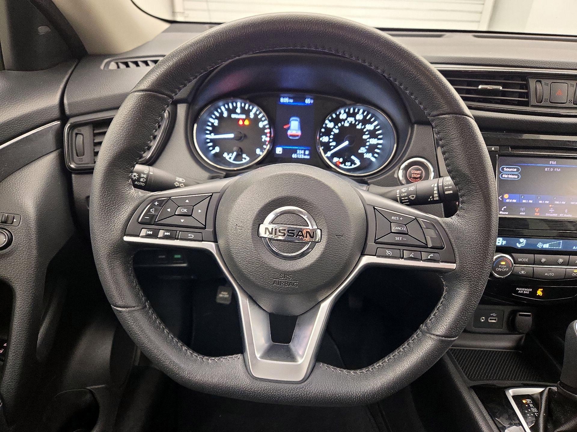 Thumbnail: 2020 Nissan Rogue - 10